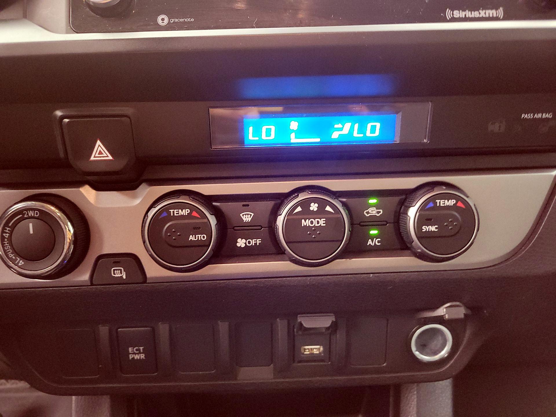 Thumbnail: 2021 Toyota Tacoma - 16