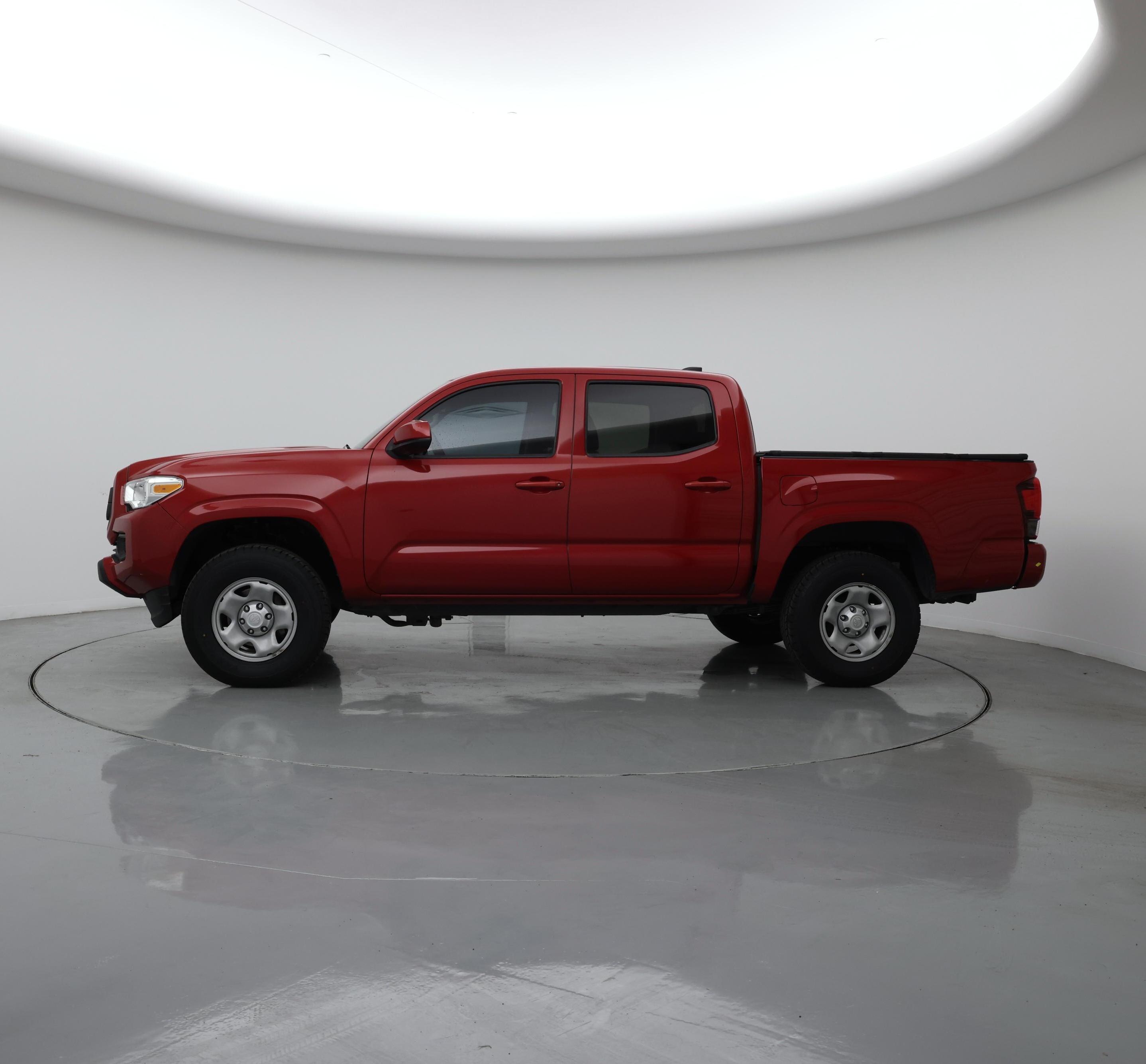 Thumbnail: 2021 Toyota Tacoma - 3