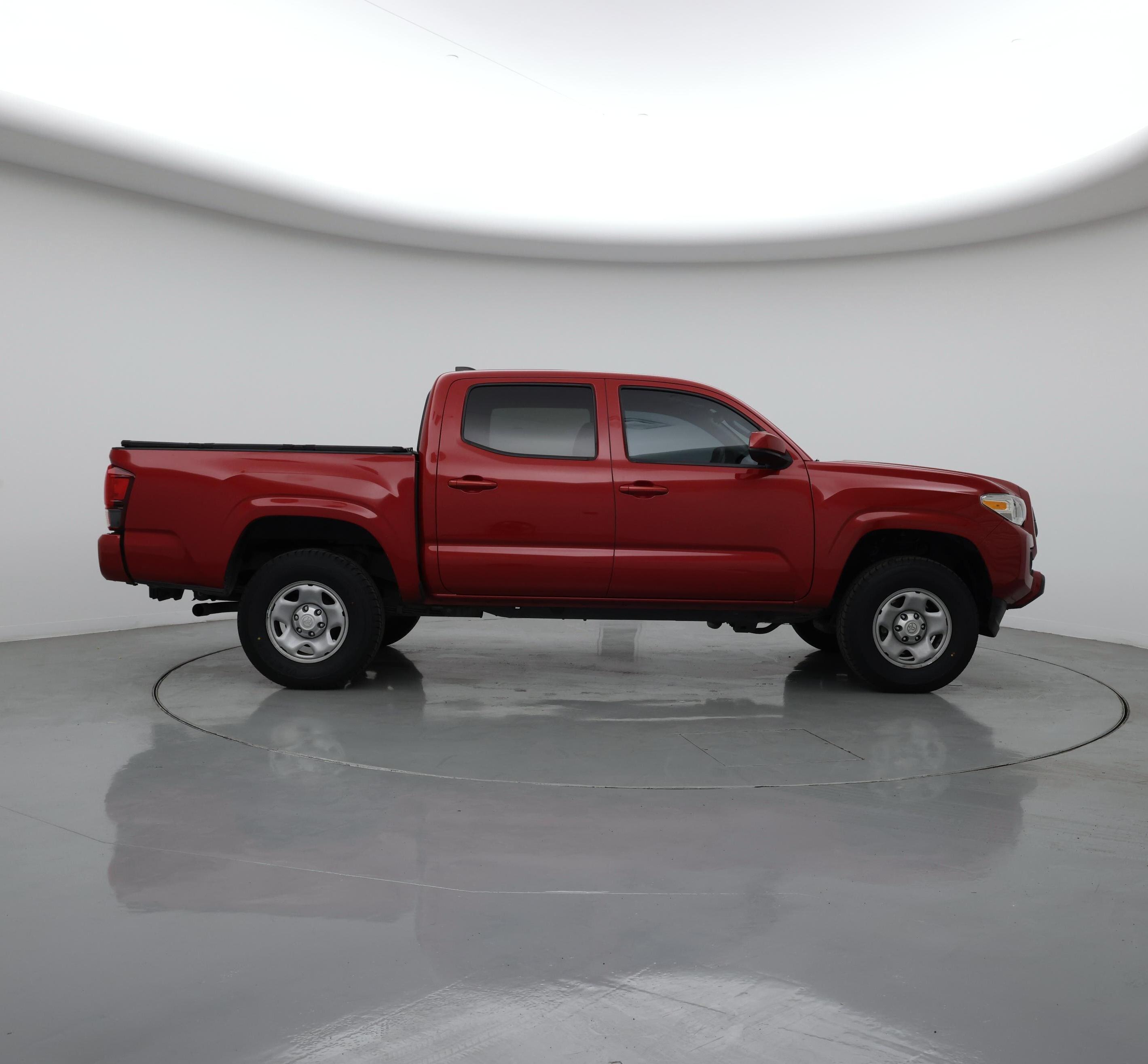 Thumbnail: 2021 Toyota Tacoma - 7