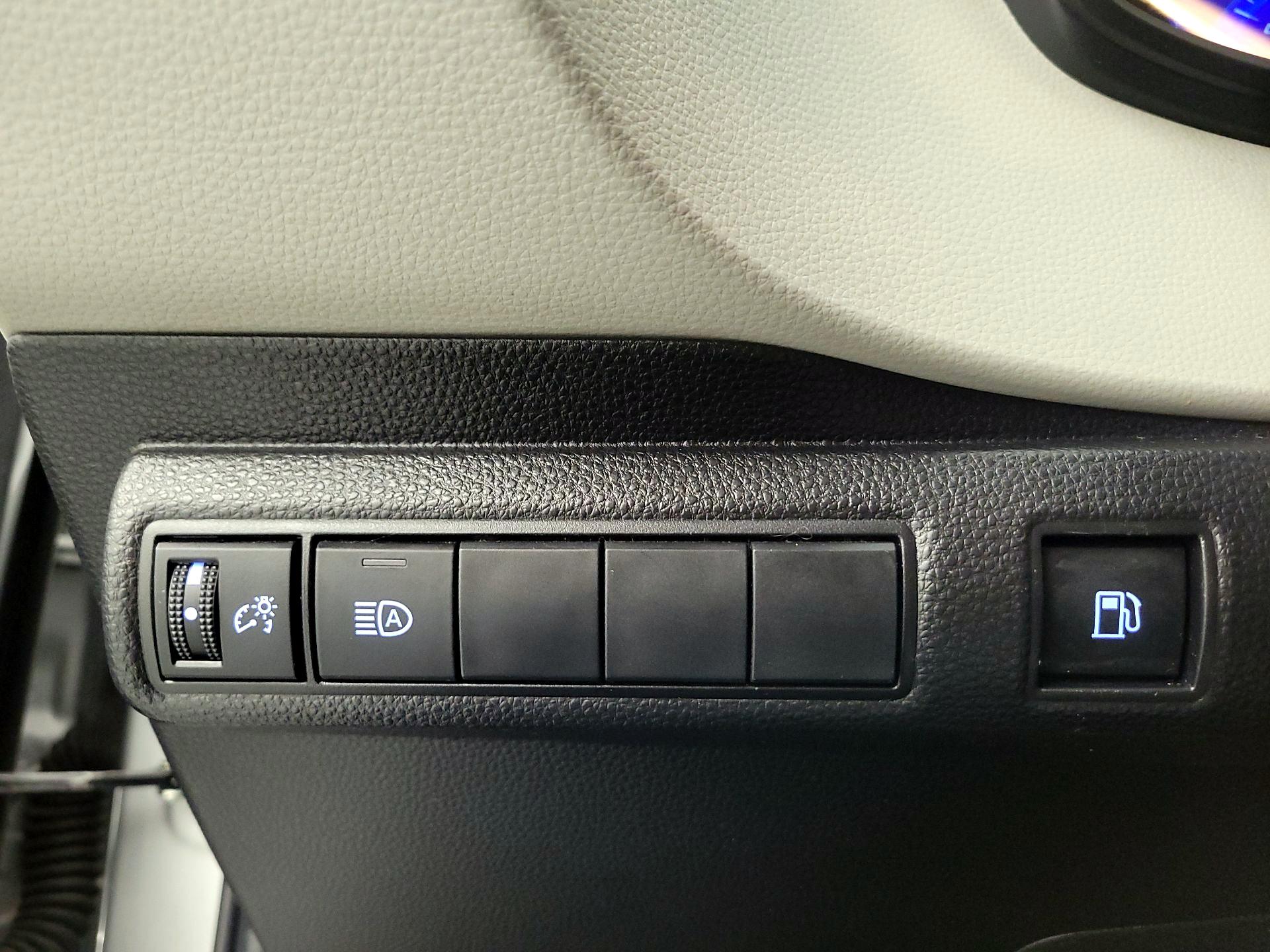 Thumbnail: 2022 Toyota Corolla - 13