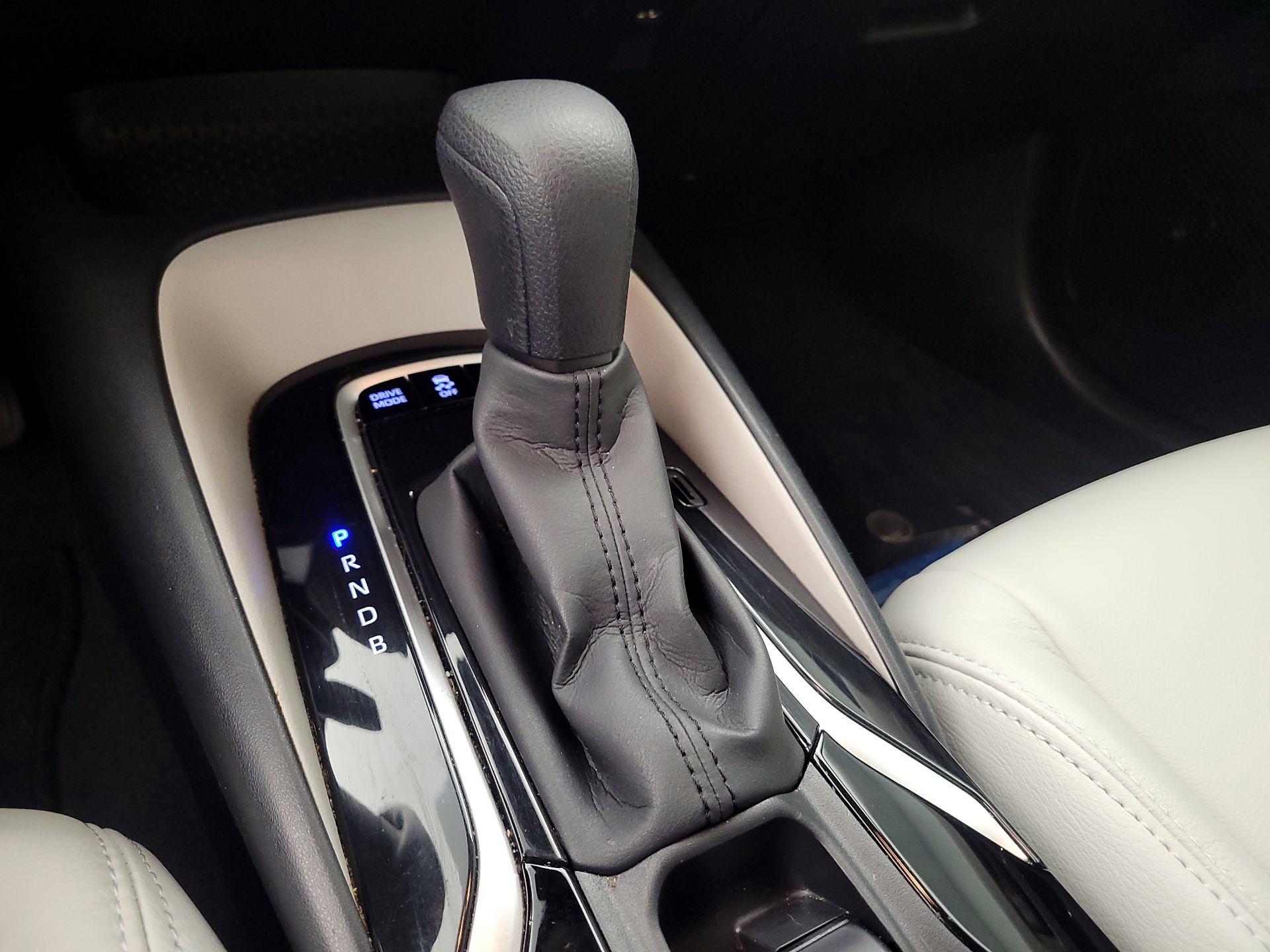 Thumbnail: 2022 Toyota Corolla - 17