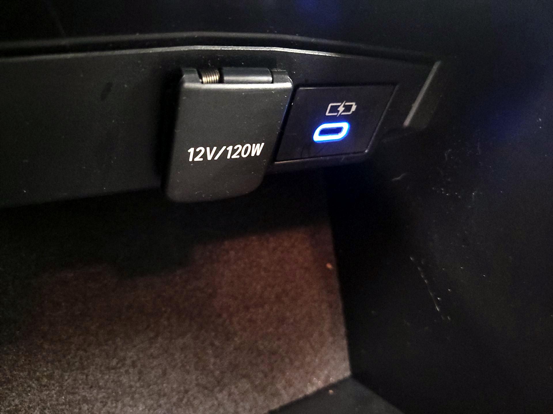 Thumbnail: 2022 Toyota Corolla - 18