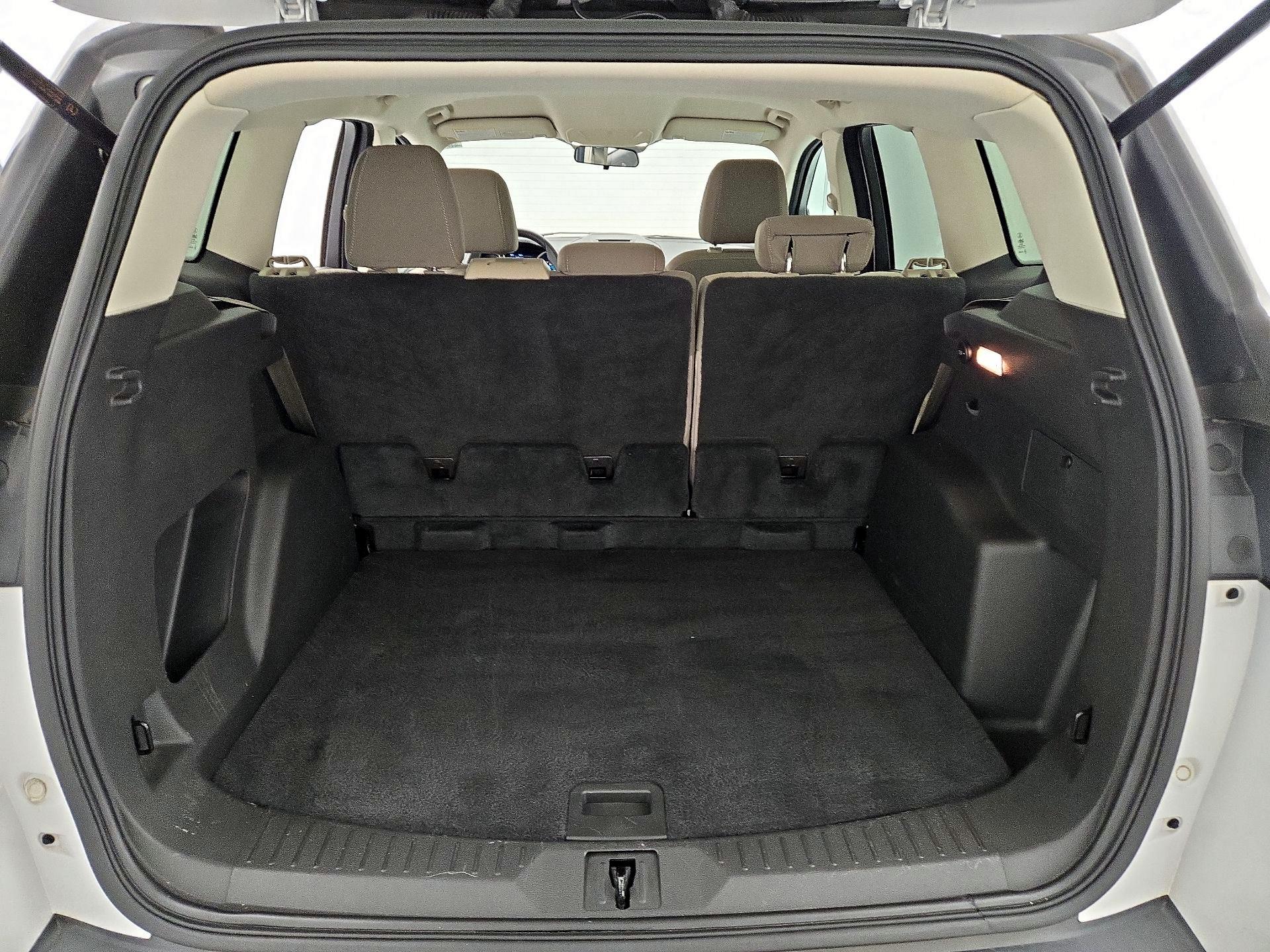 Thumbnail: 2015 Ford Escape - 20