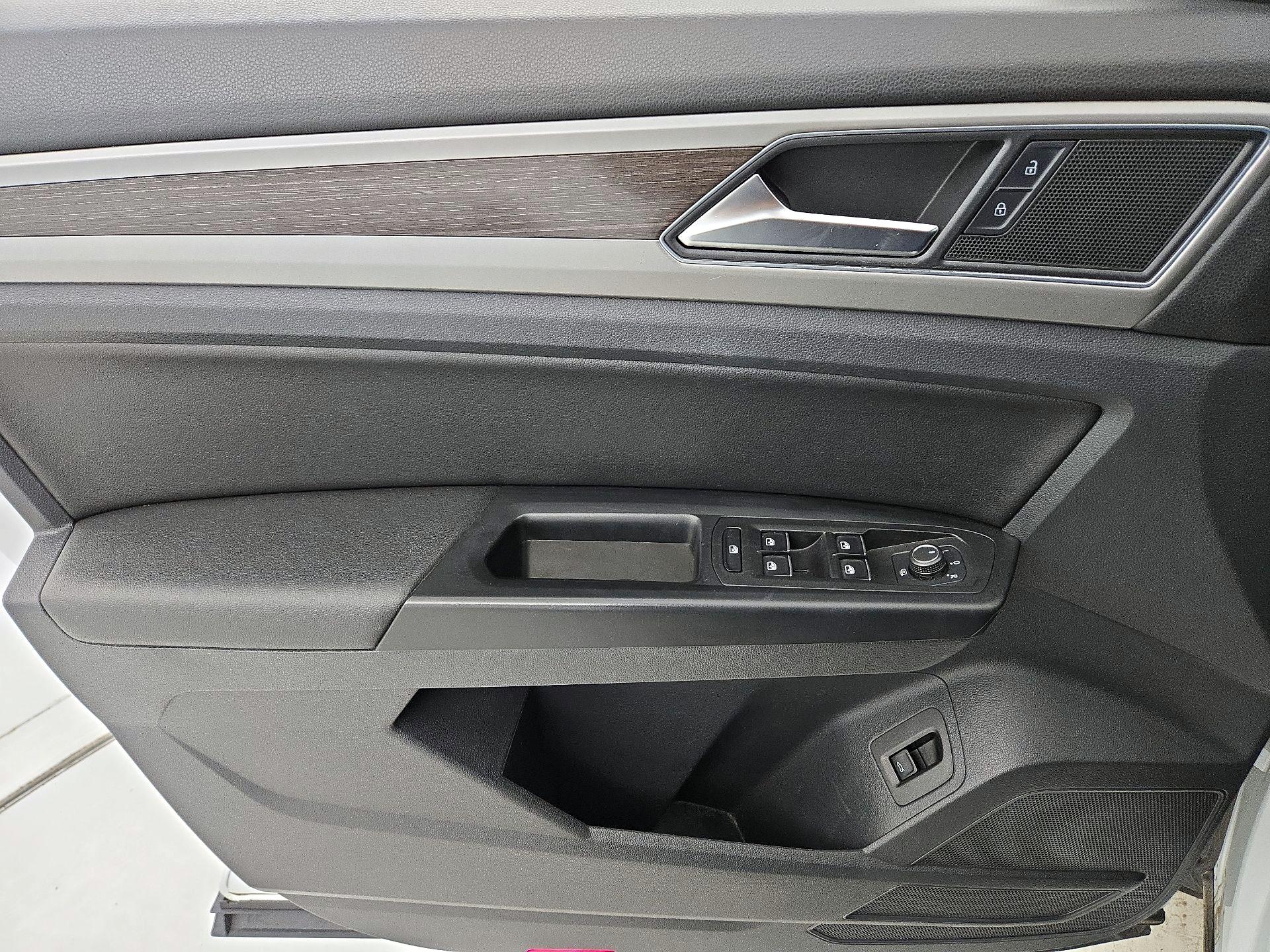 Thumbnail: 2019 Volkswagen Atlas - 12