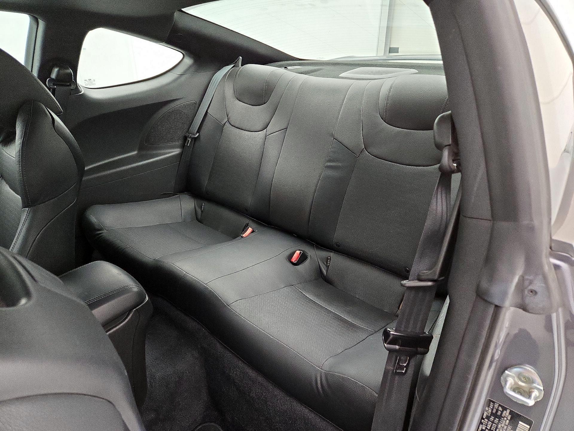 Thumbnail: 2015 Hyundai Genesis - 20