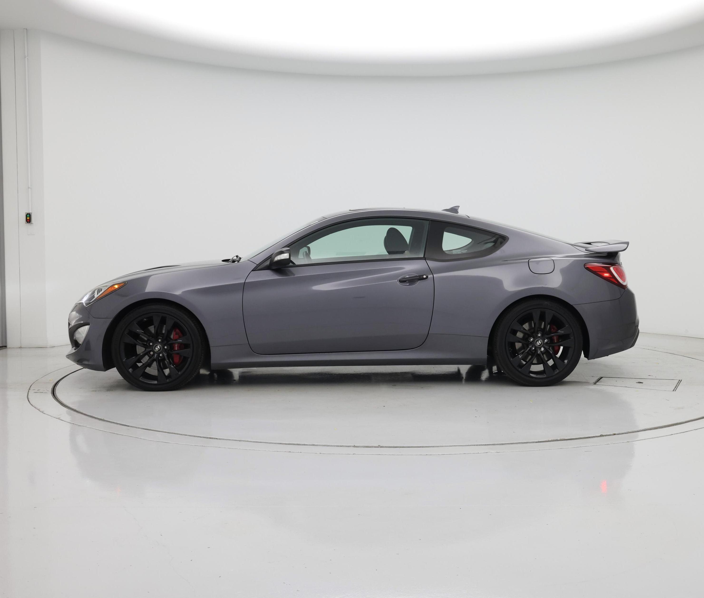 Thumbnail: 2015 Hyundai Genesis - 3