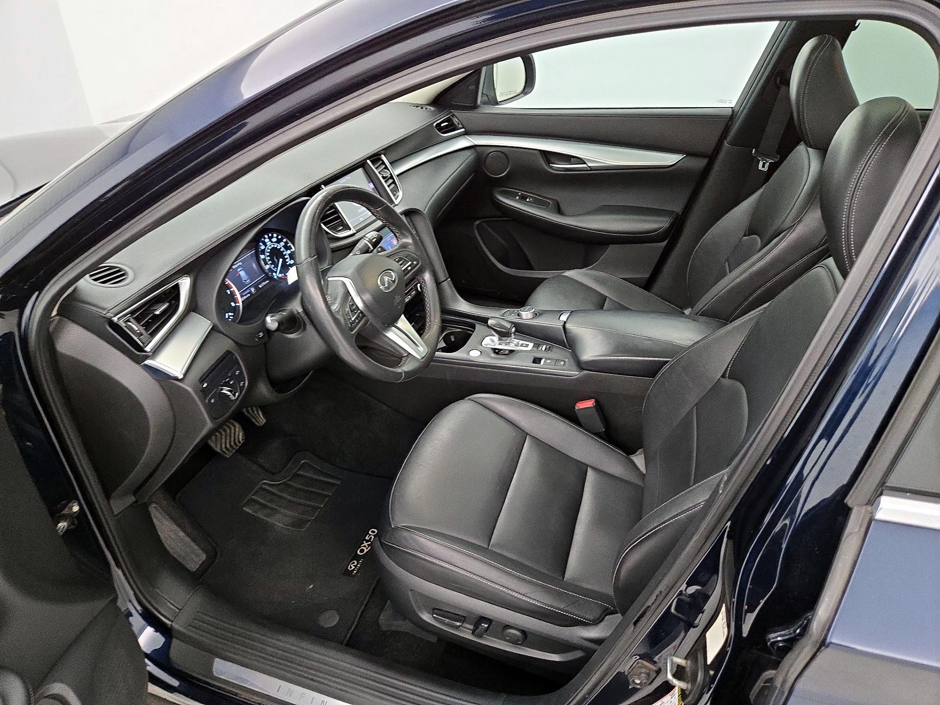 Thumbnail: 2019 INFINITI QX50 - 11