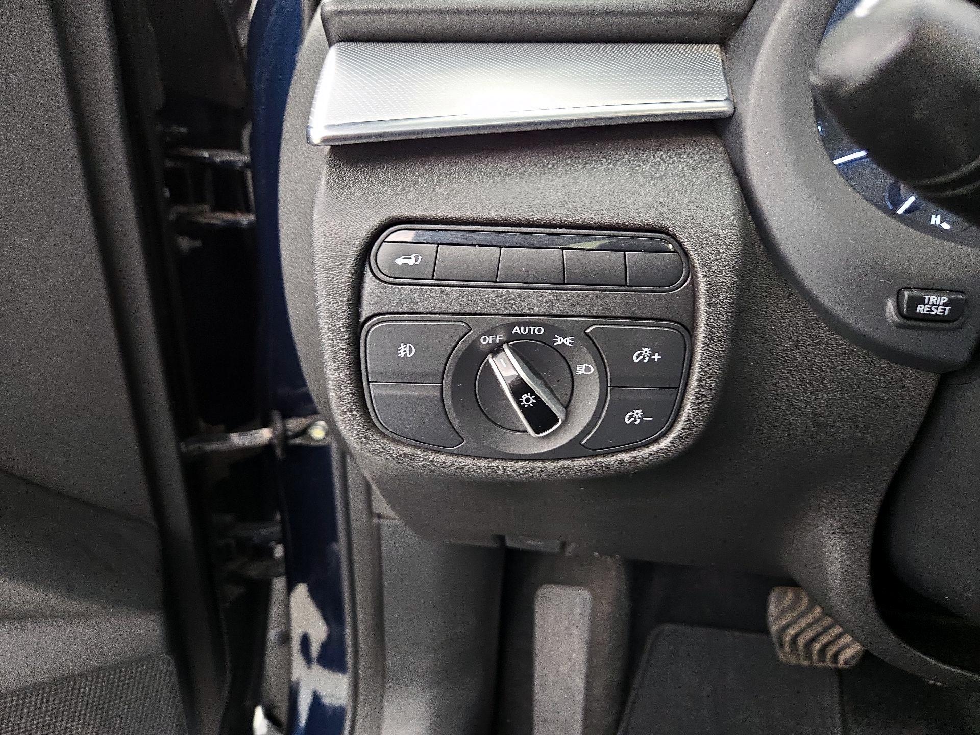 Thumbnail: 2019 INFINITI QX50 - 13