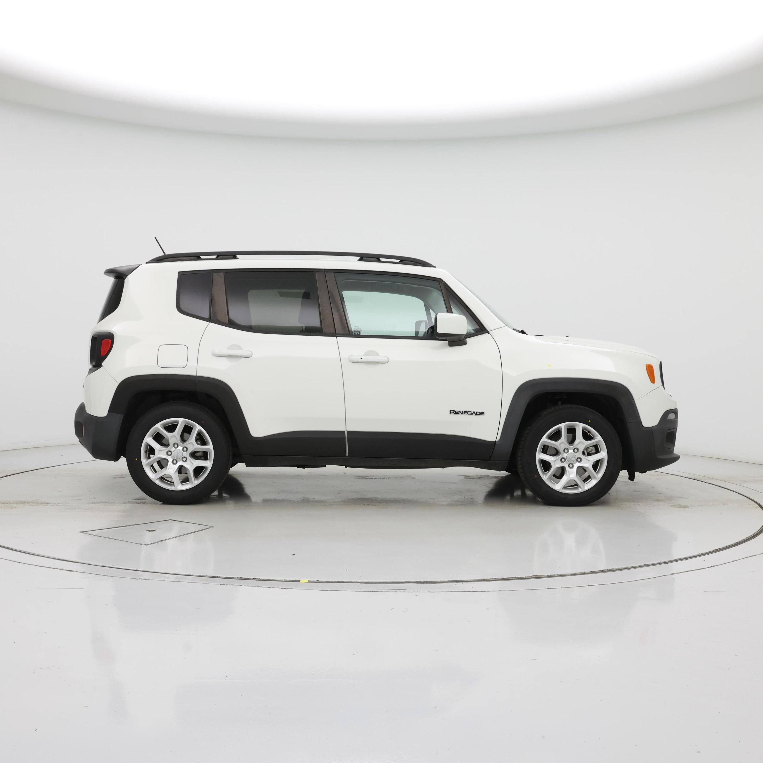 Thumbnail: 2016 Jeep Renegade - 7