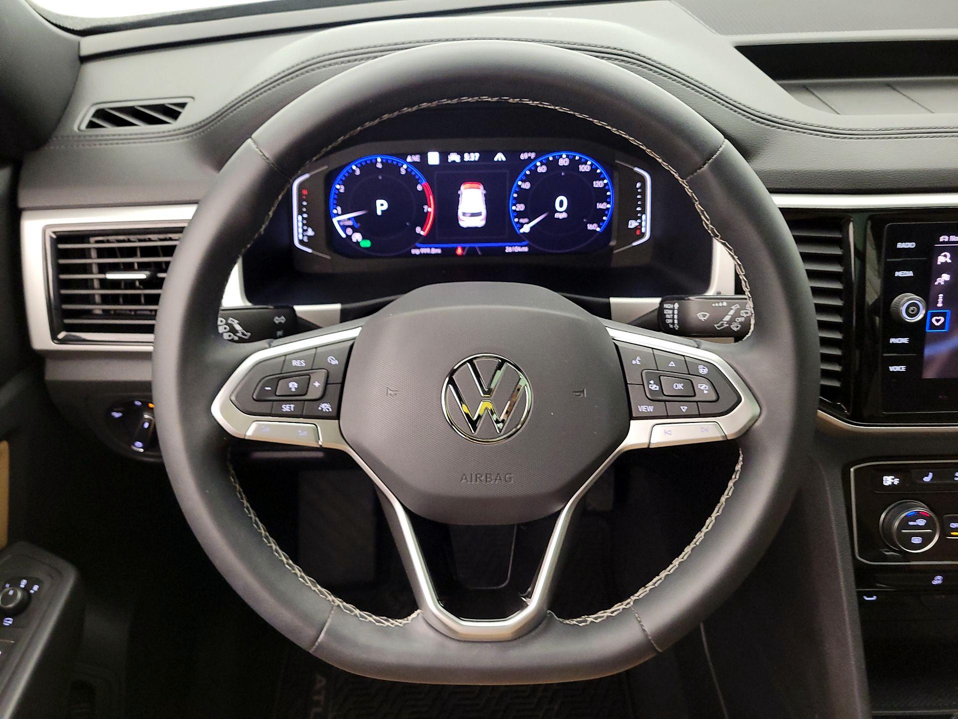 Thumbnail: 2021 Volkswagen Atlas - 10