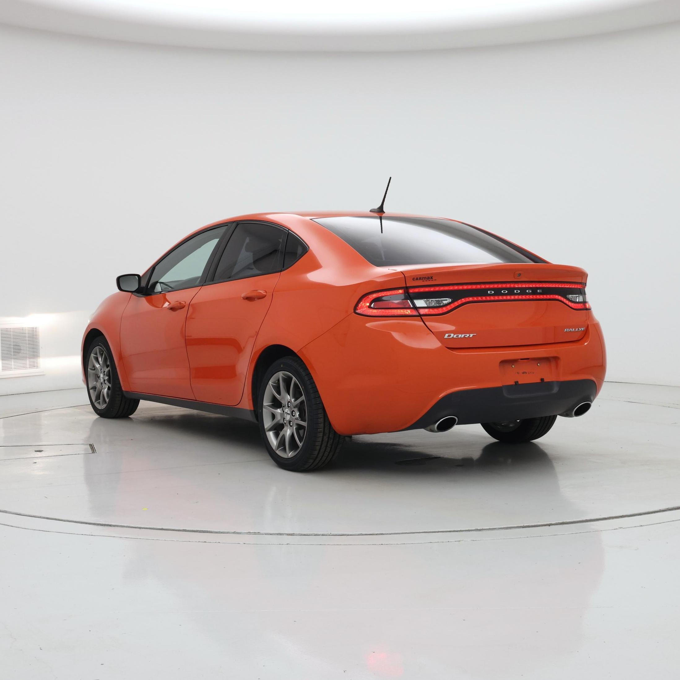 Thumbnail: 2015 Dodge Dart - 2