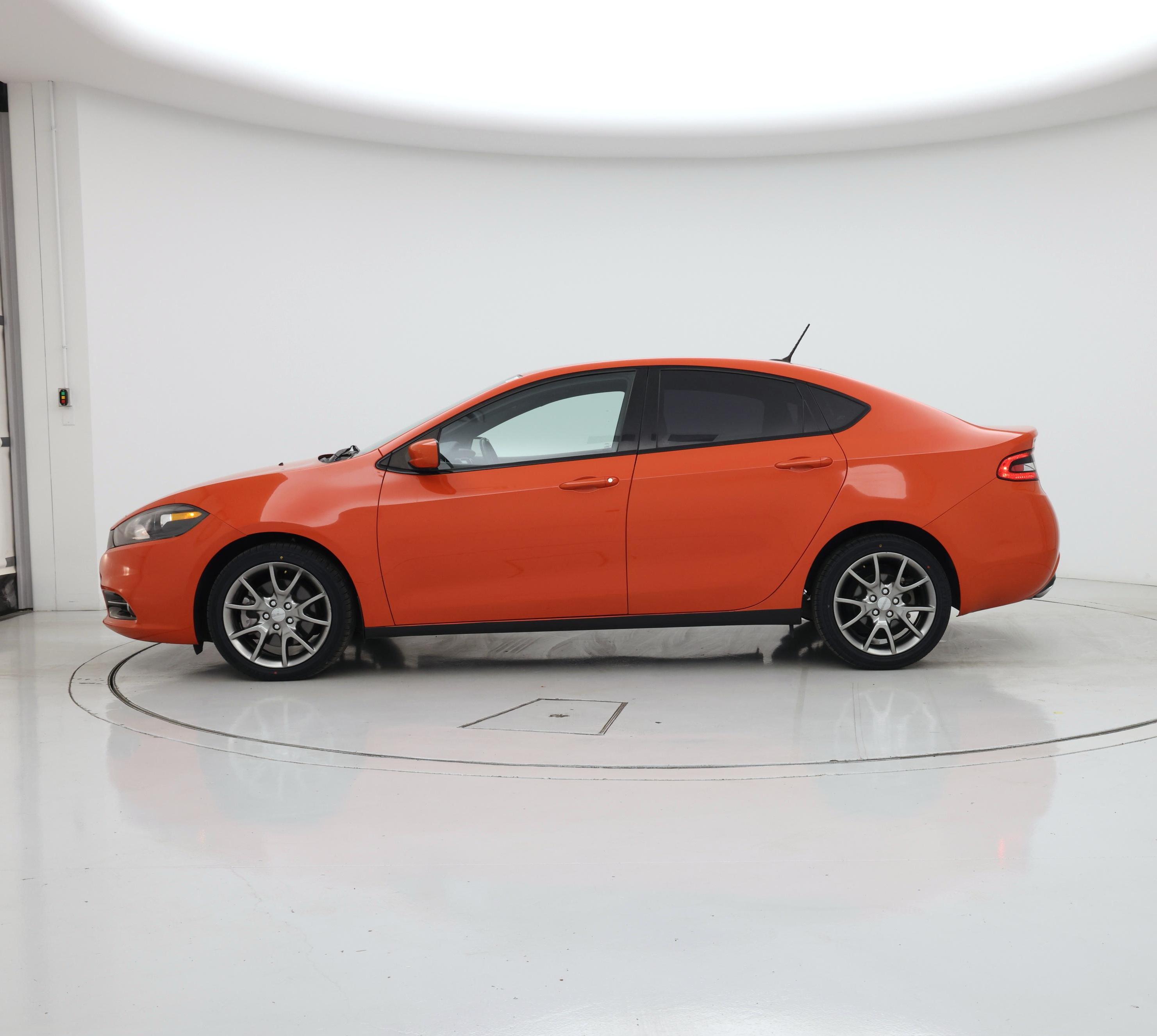 Thumbnail: 2015 Dodge Dart - 3