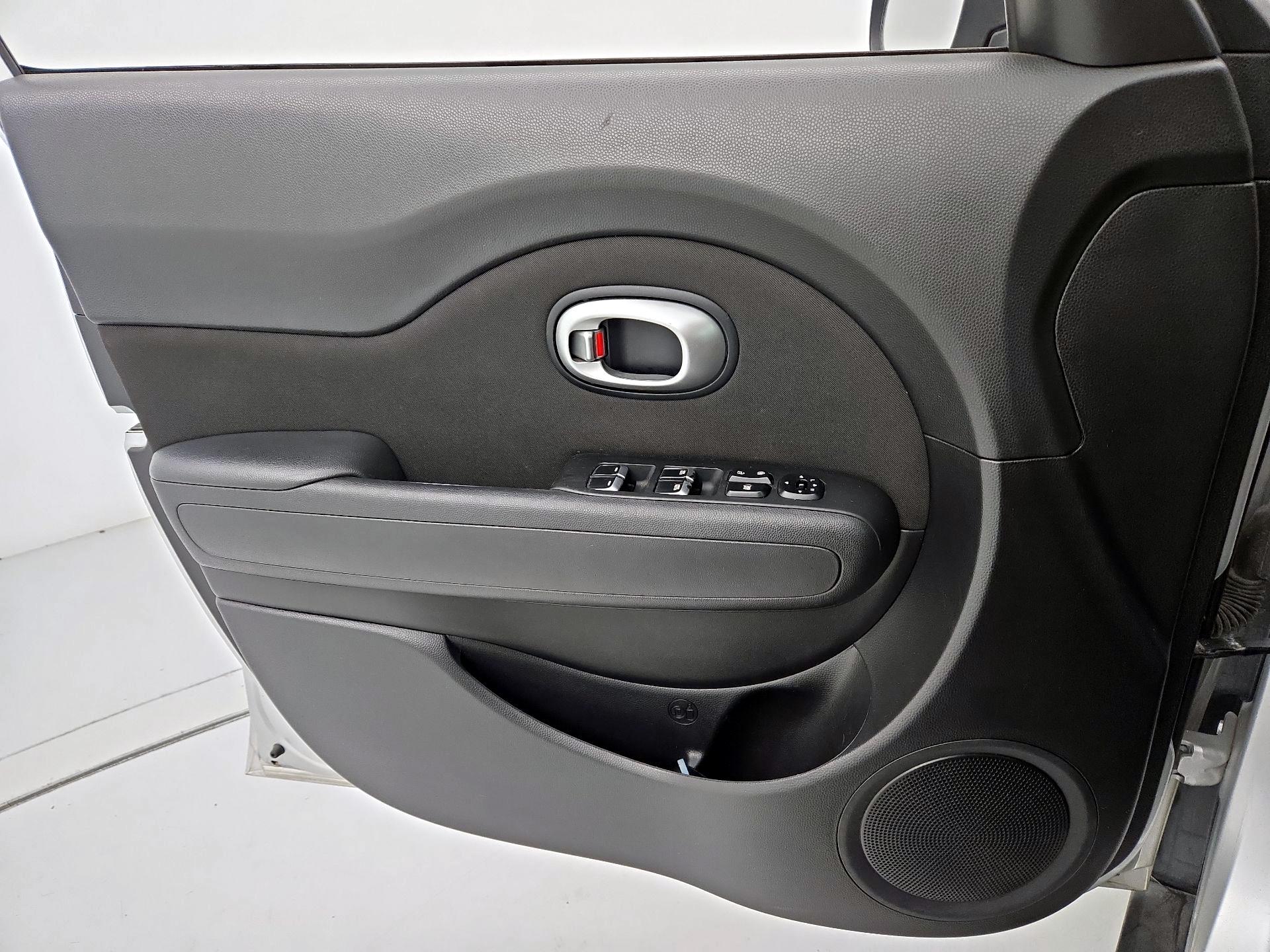 Thumbnail: 2019 Kia Soul - 12