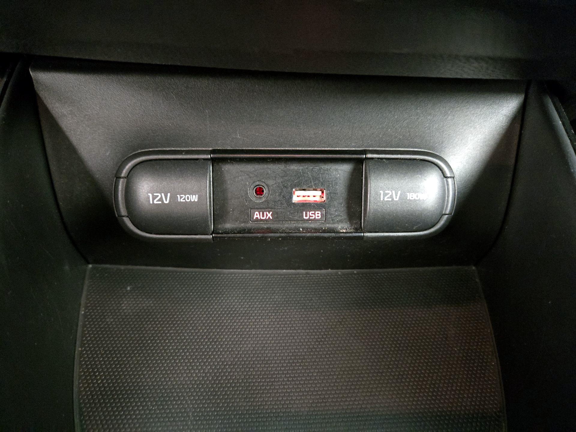 Thumbnail: 2019 Kia Soul - 18