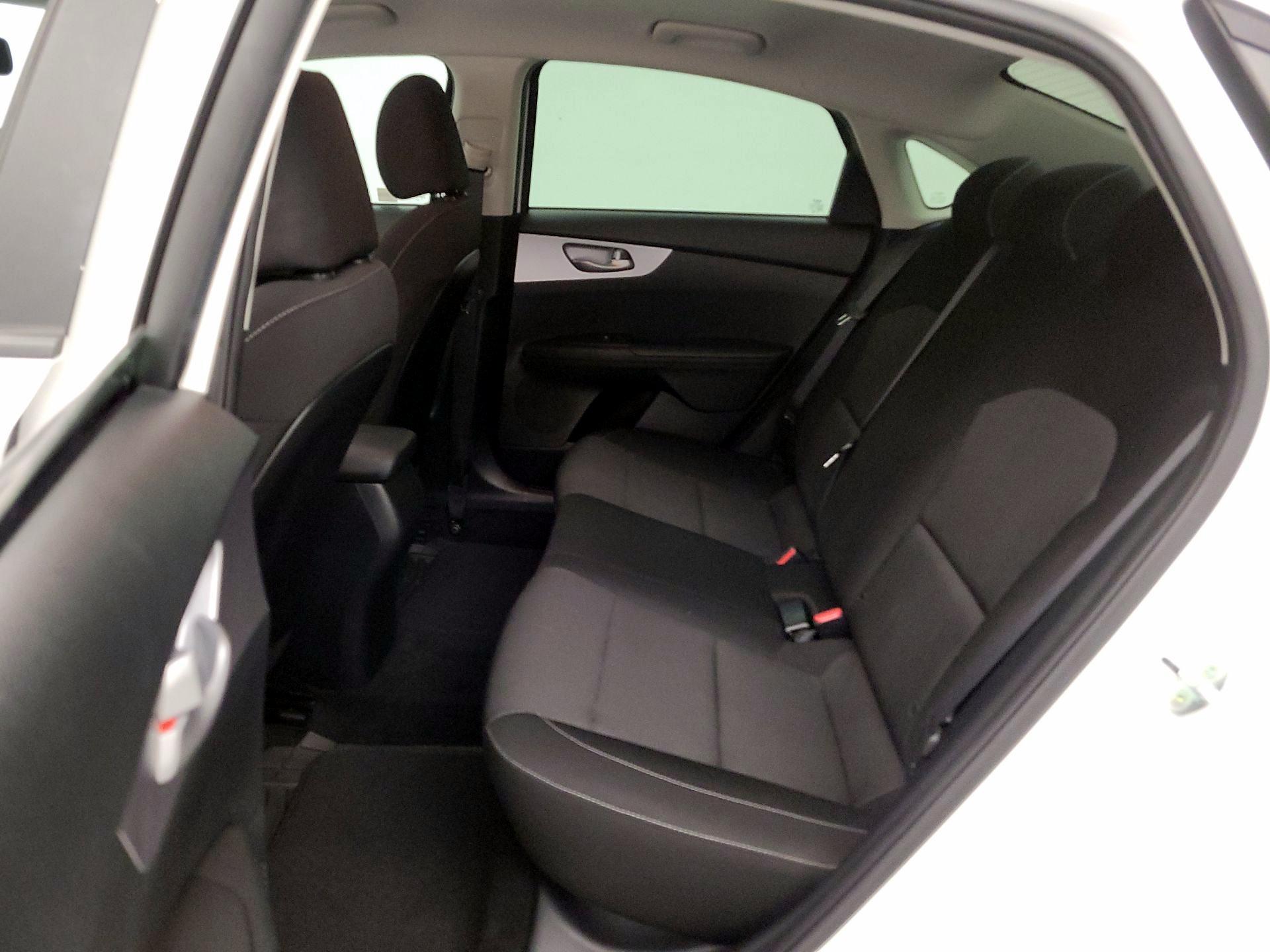 Thumbnail: 2022 Kia Forte - 19