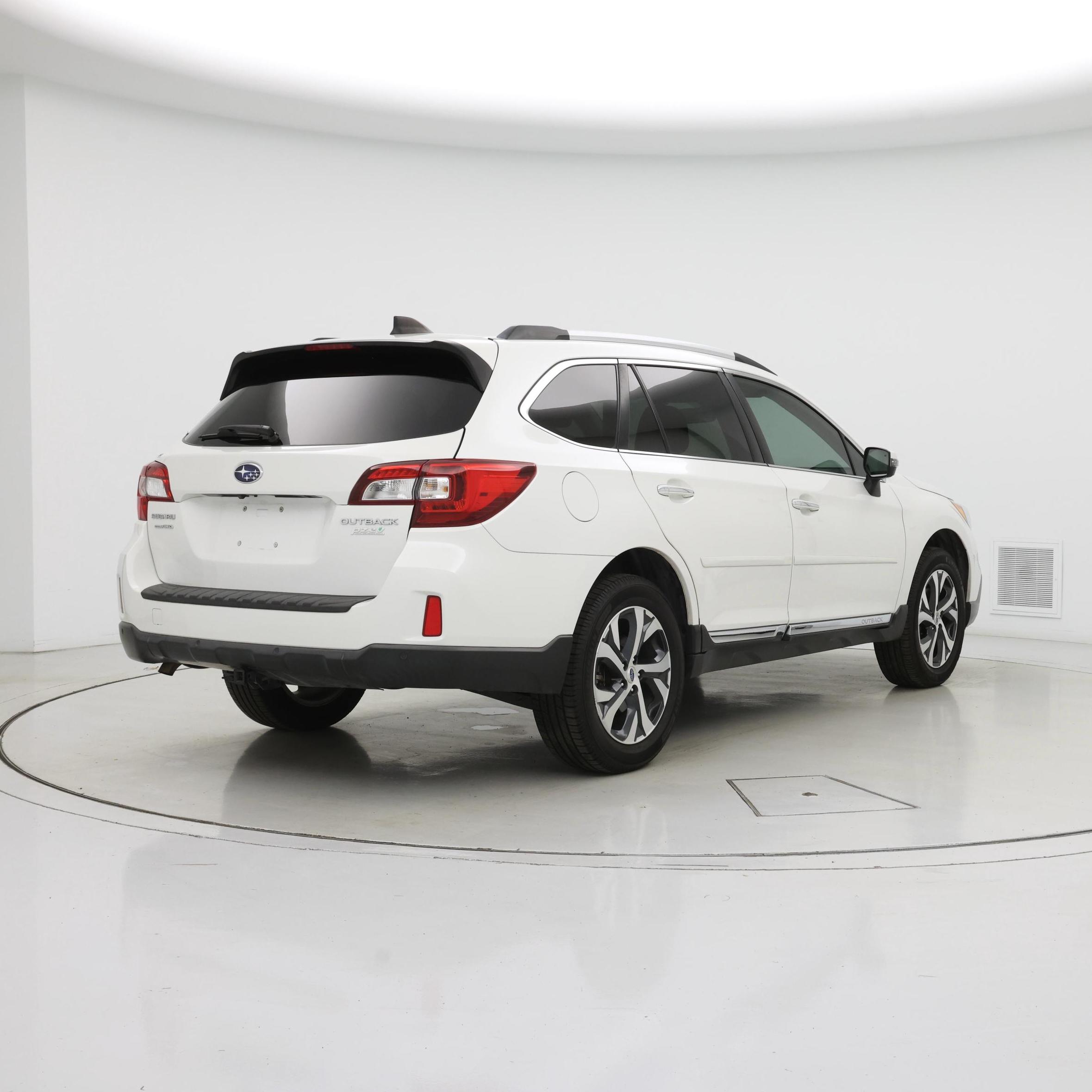 Thumbnail: 2017 Subaru Outback - 8