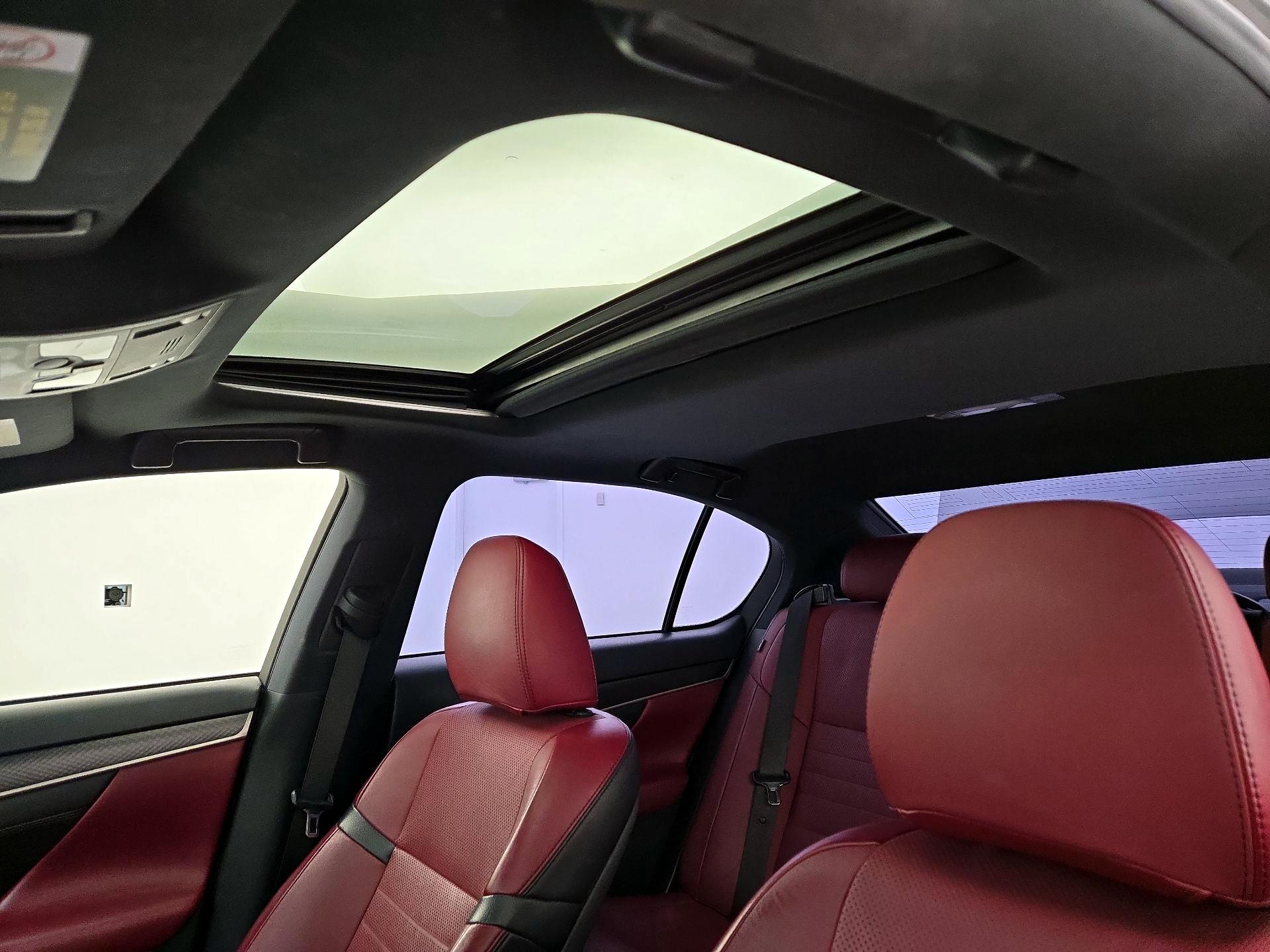 Thumbnail: 2018 Lexus GS - 20