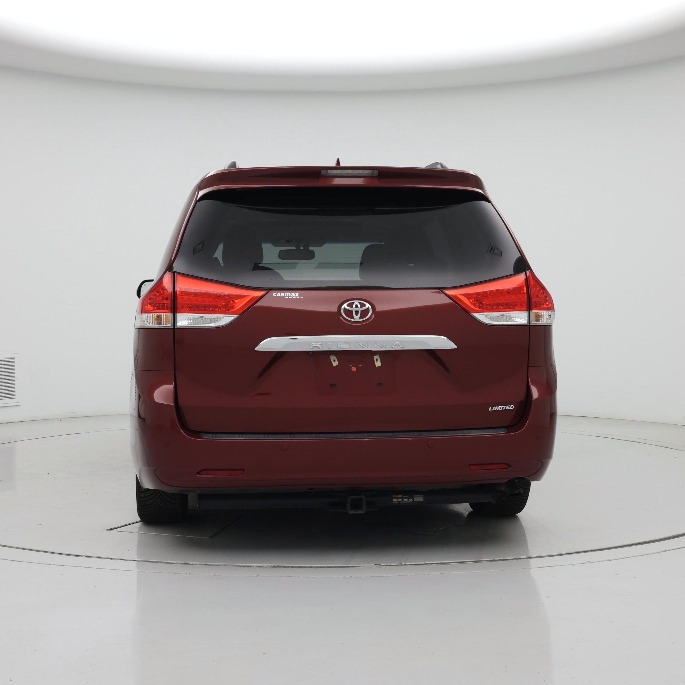 Thumbnail: 2014 Toyota Sienna - 6