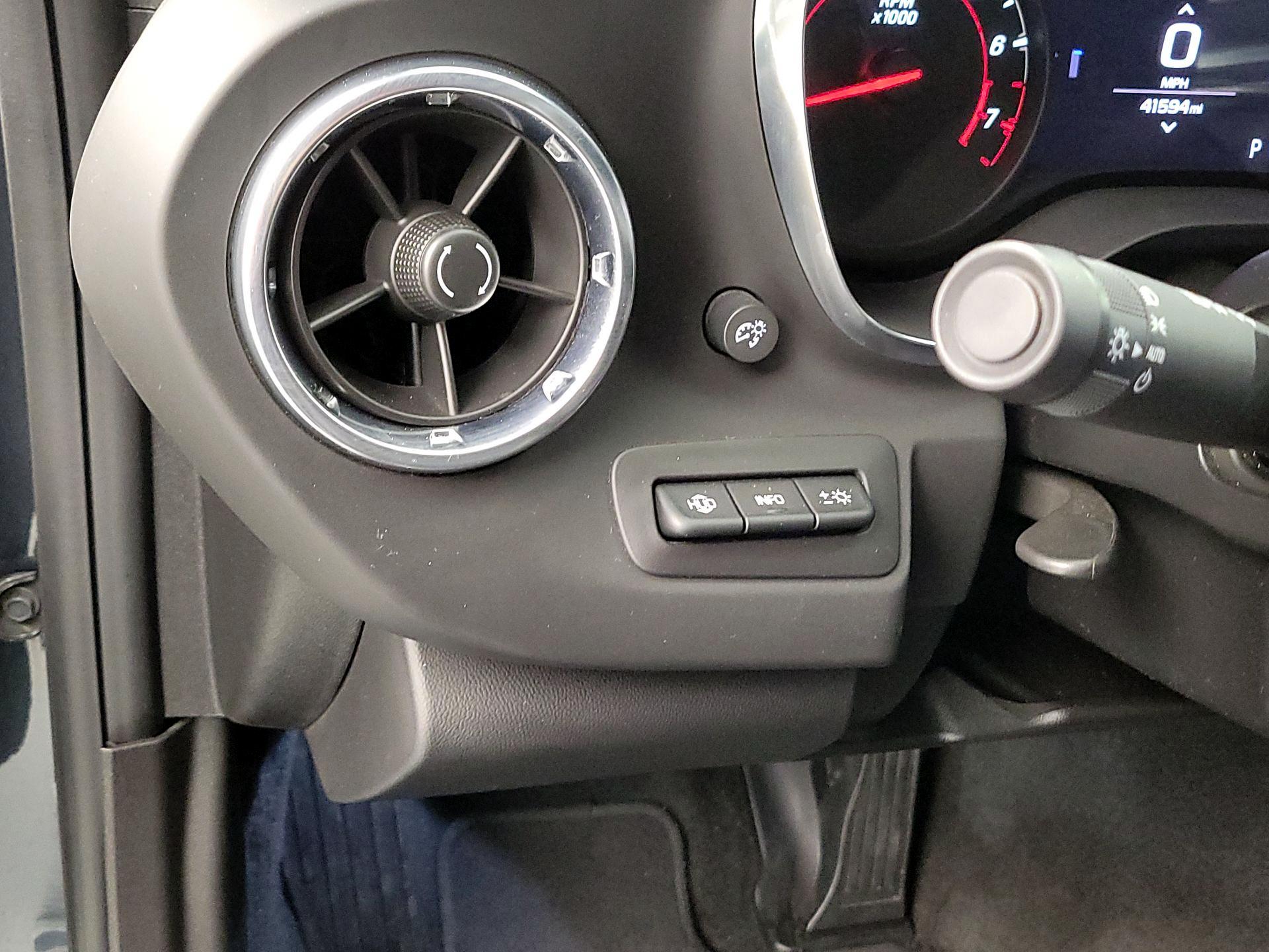 Thumbnail: 2020 Chevrolet Camaro - 13