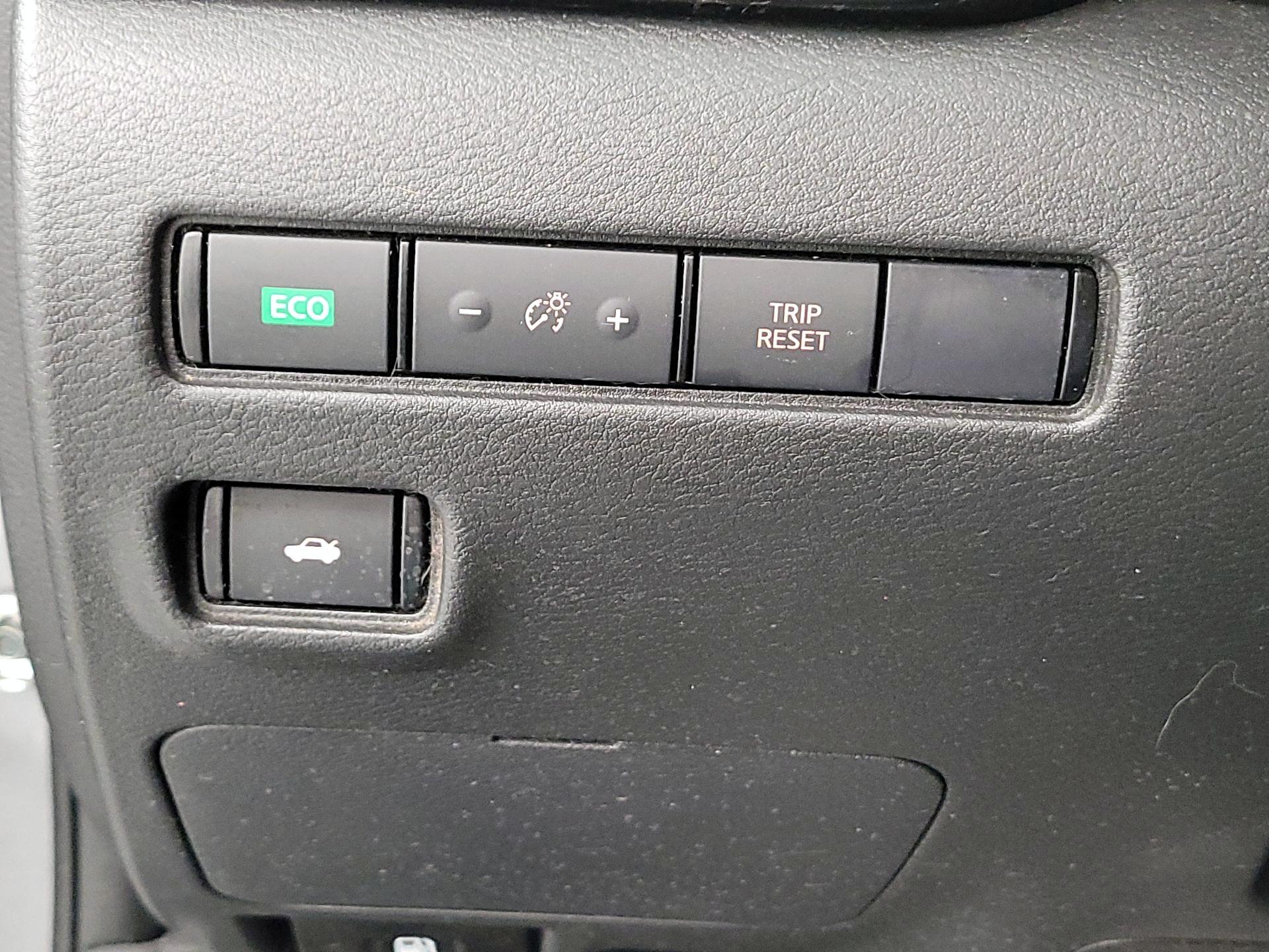 Thumbnail: 2023 Nissan Sentra - 13