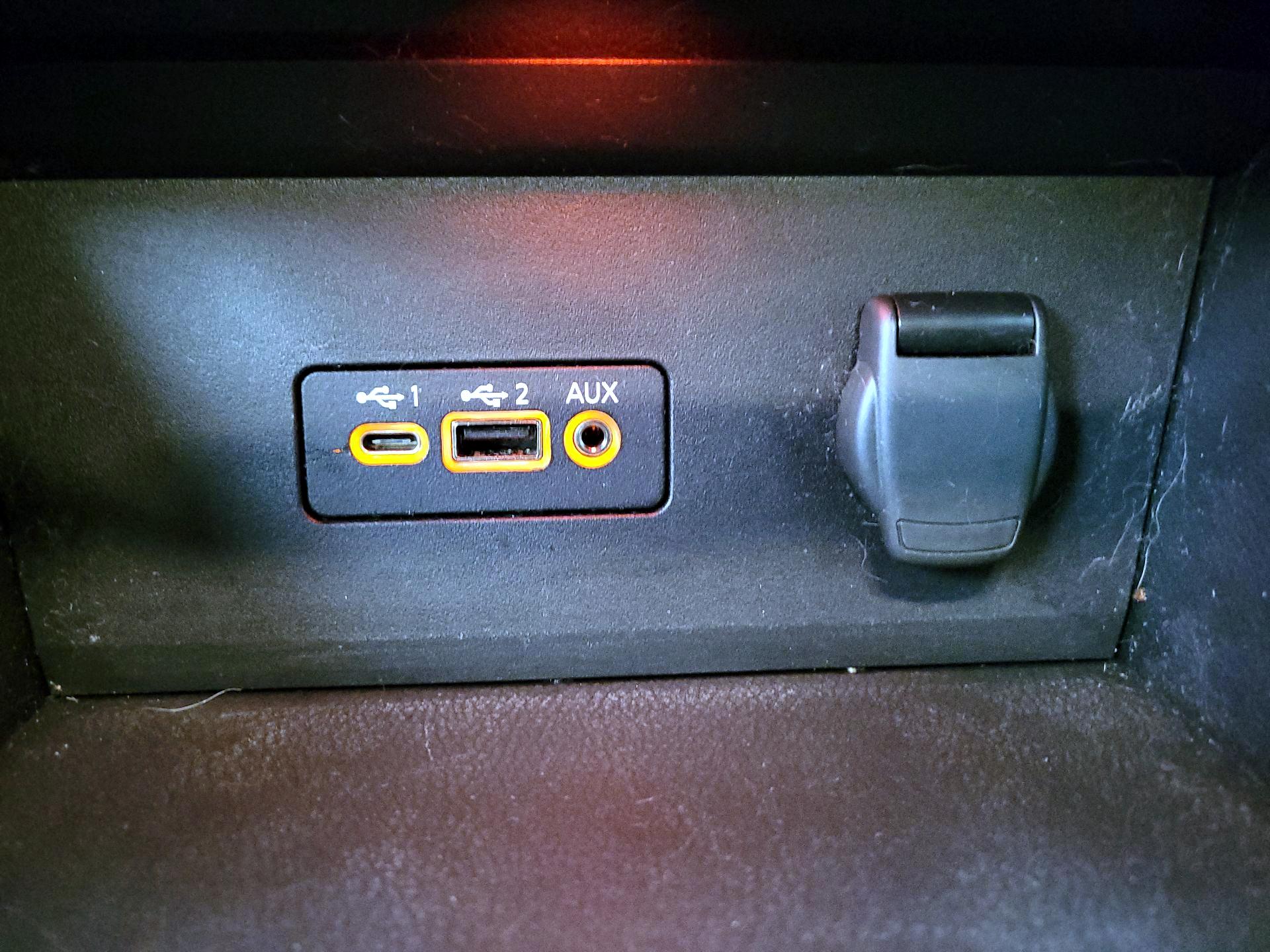 Thumbnail: 2023 Nissan Sentra - 18