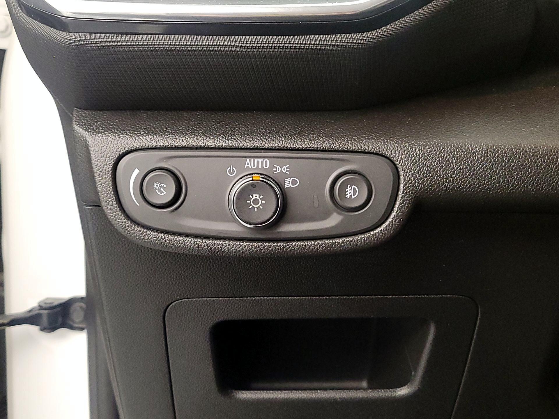 Thumbnail: 2023 Chevrolet TrailBlazer - 13