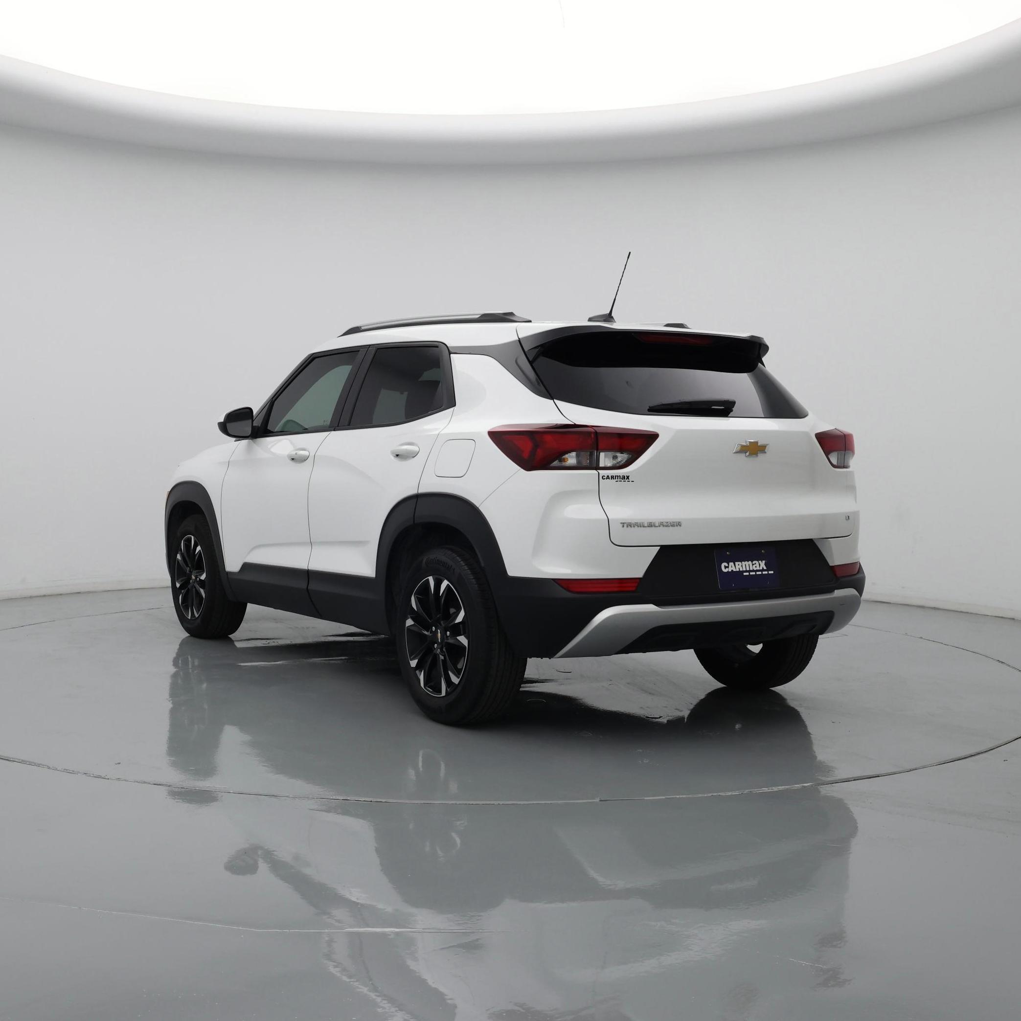 Thumbnail: 2023 Chevrolet TrailBlazer - 2