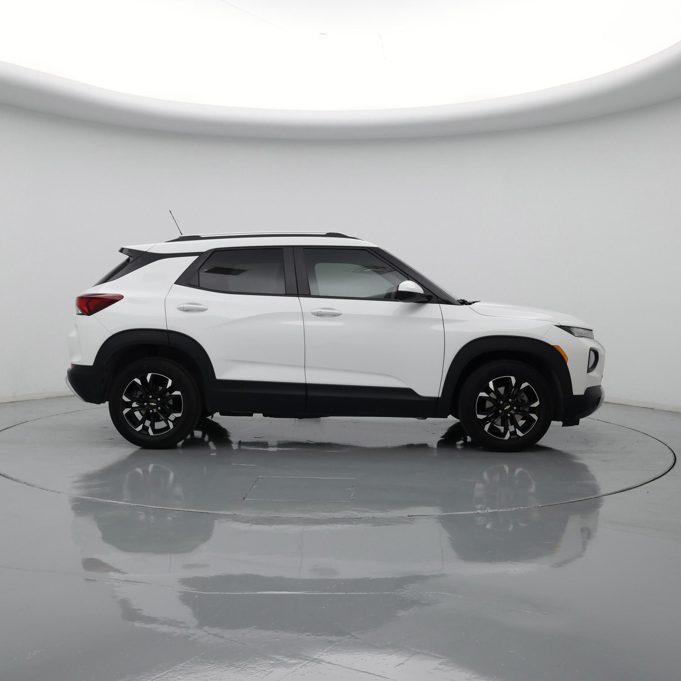 Thumbnail: 2023 Chevrolet TrailBlazer - 7