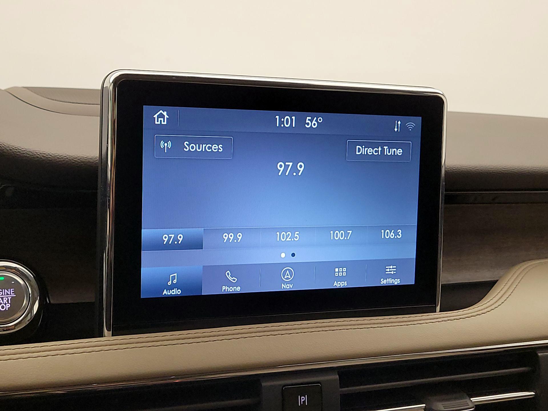 Thumbnail: 2020 Lincoln Corsair - 16