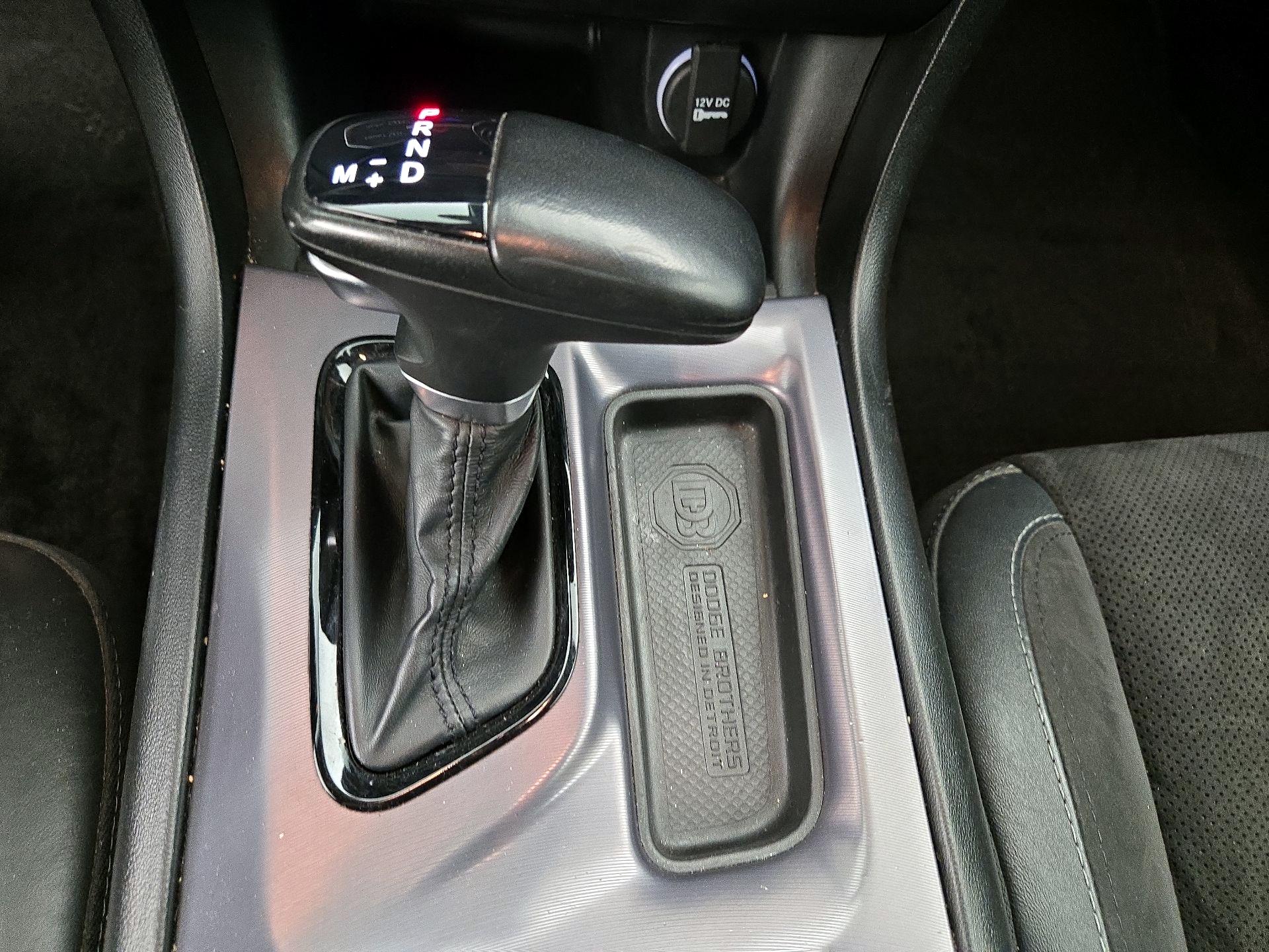 Thumbnail: 2020 Dodge Charger - 17