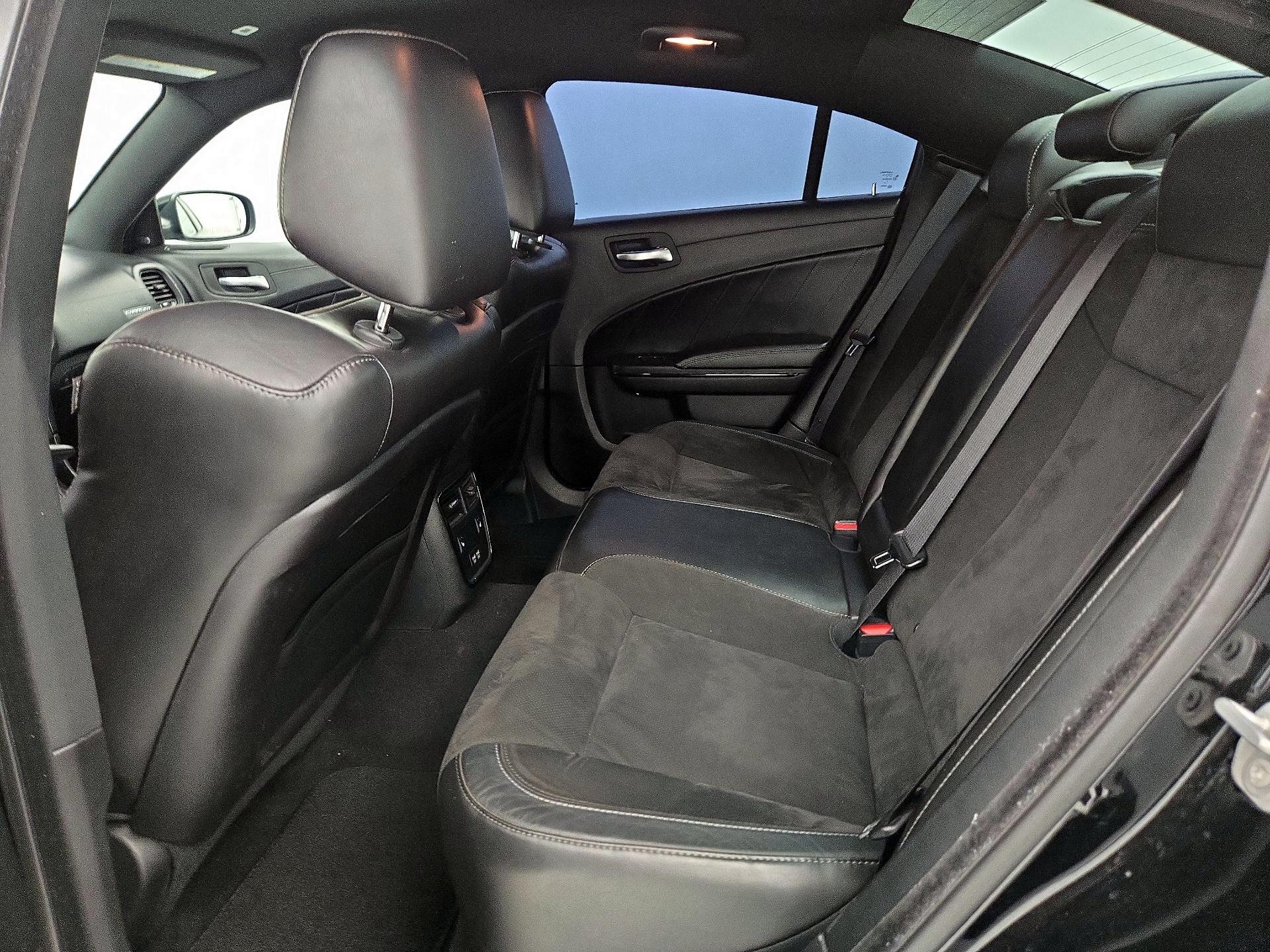 Thumbnail: 2020 Dodge Charger - 19