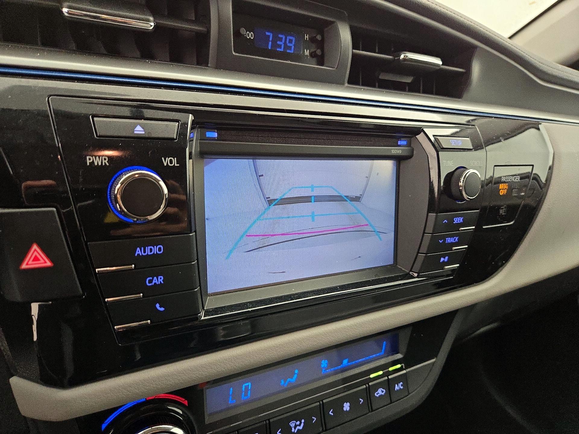 Thumbnail: 2015 Toyota Corolla - 14