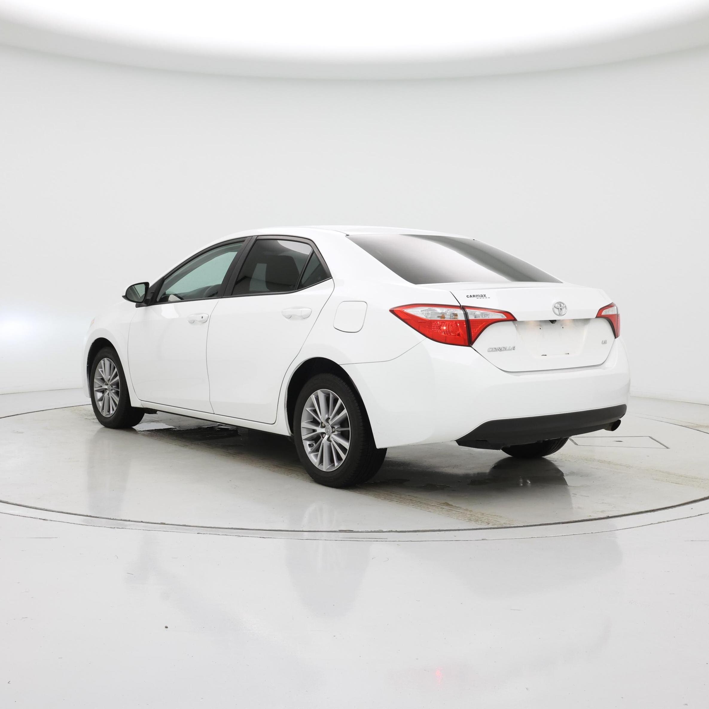 Thumbnail: 2015 Toyota Corolla - 2