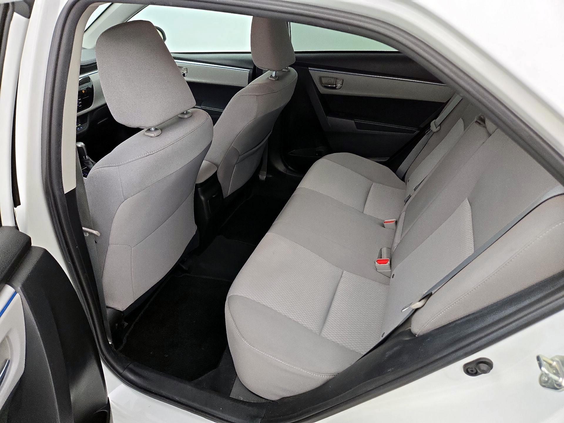 Thumbnail: 2015 Toyota Corolla - 19