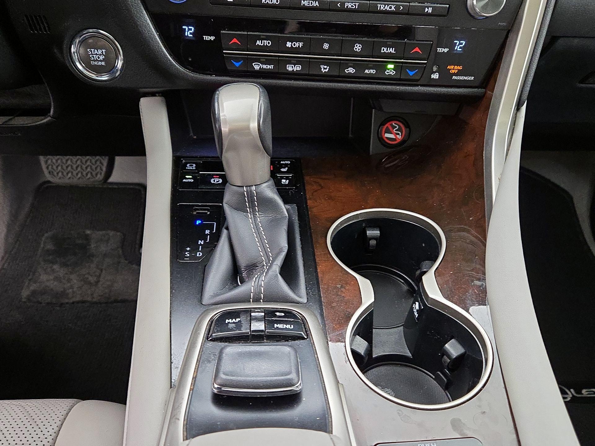 Thumbnail: 2019 Lexus RX - 18