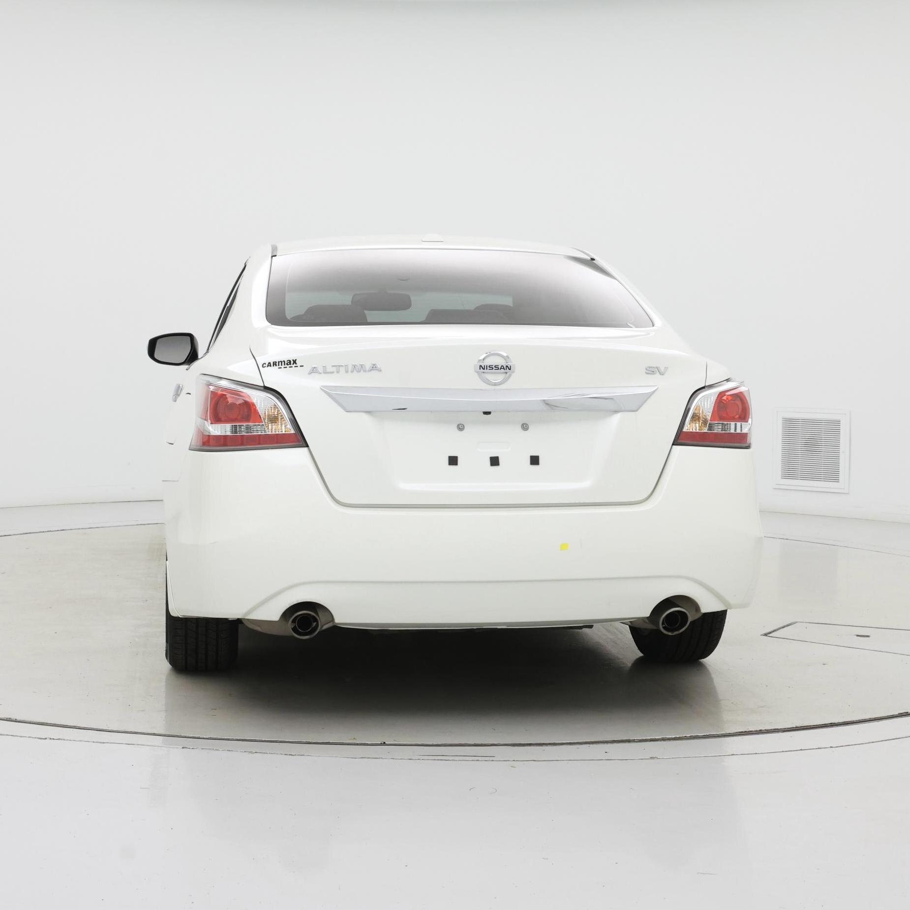 Thumbnail: 2015 Nissan Altima - 6