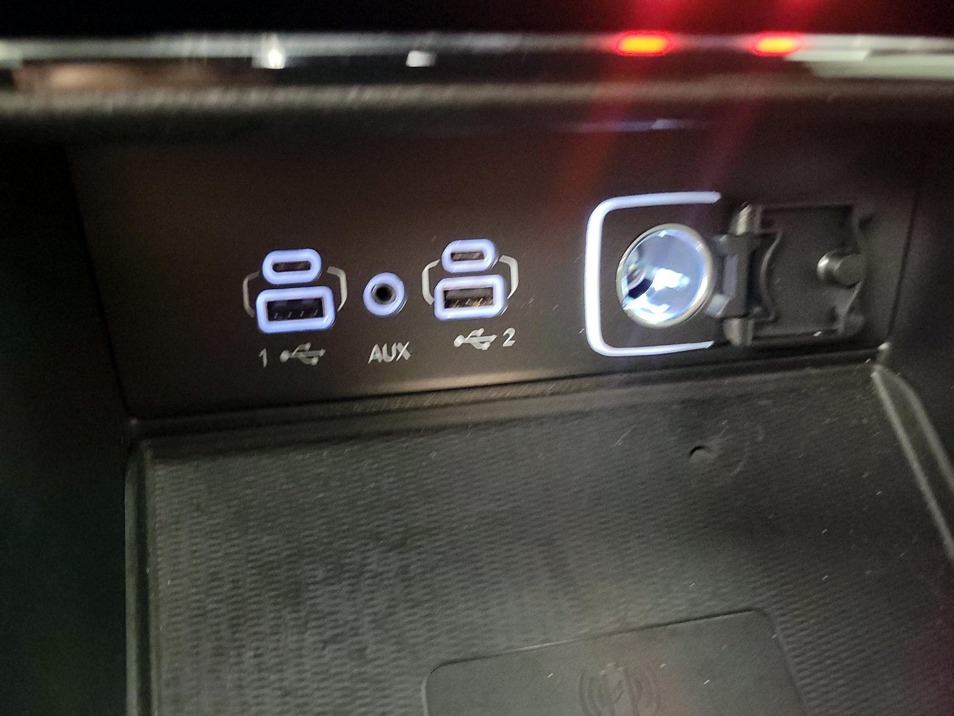 Thumbnail: 2023 Jeep Grand Cherokee - 19