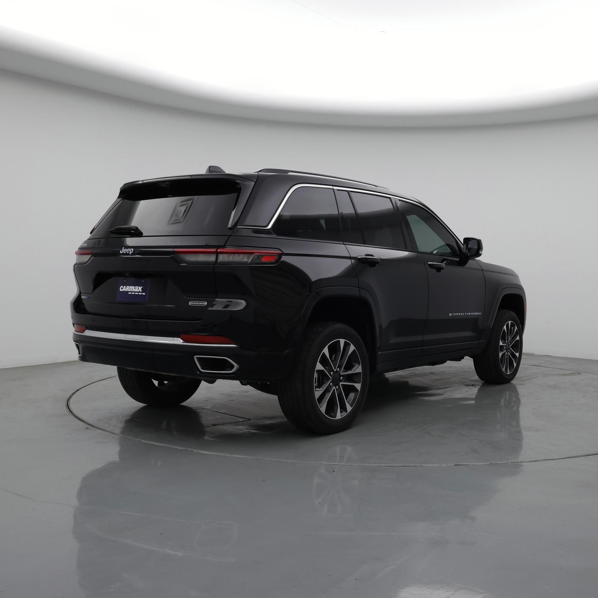Thumbnail: 2023 Jeep Grand Cherokee - 8
