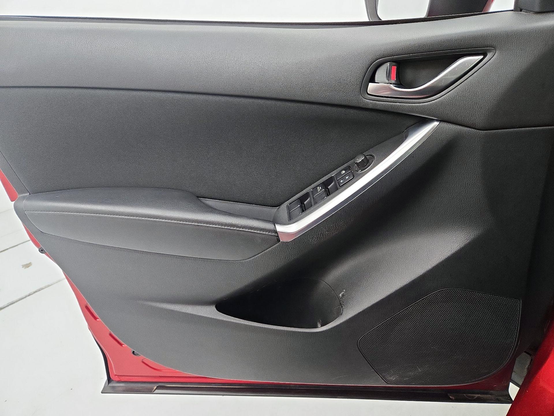 Thumbnail: 2015 Mazda CX-5 - 12