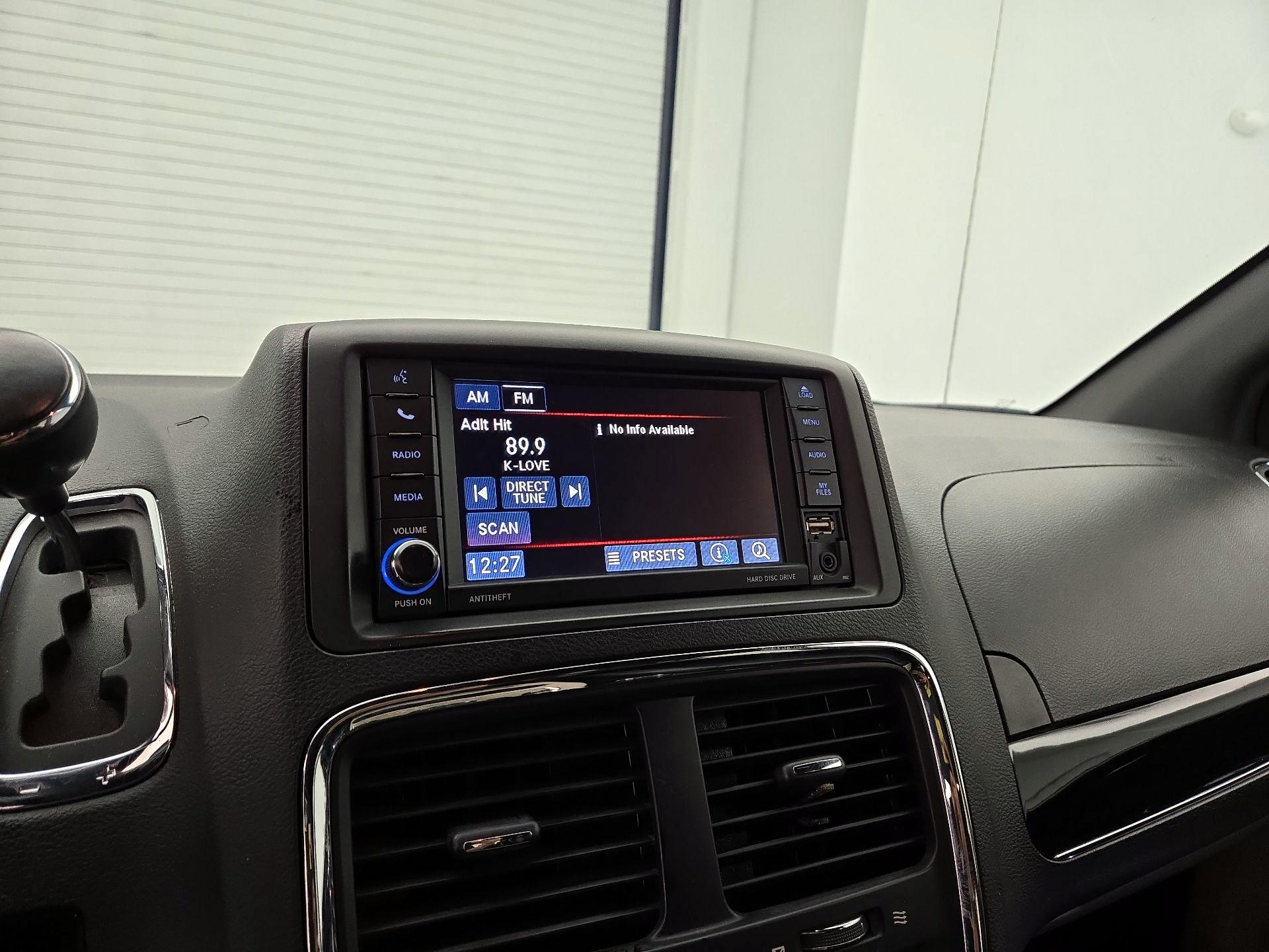 Thumbnail: 2017 Dodge Grand Caravan - 15