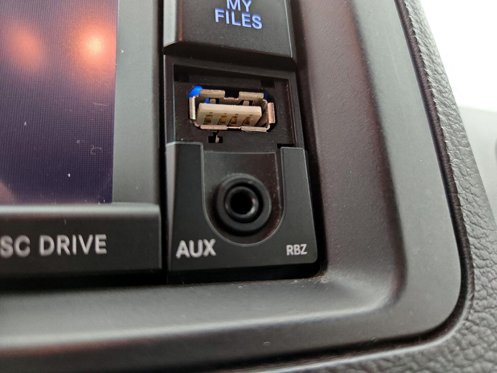 Thumbnail: 2017 Dodge Grand Caravan - 18