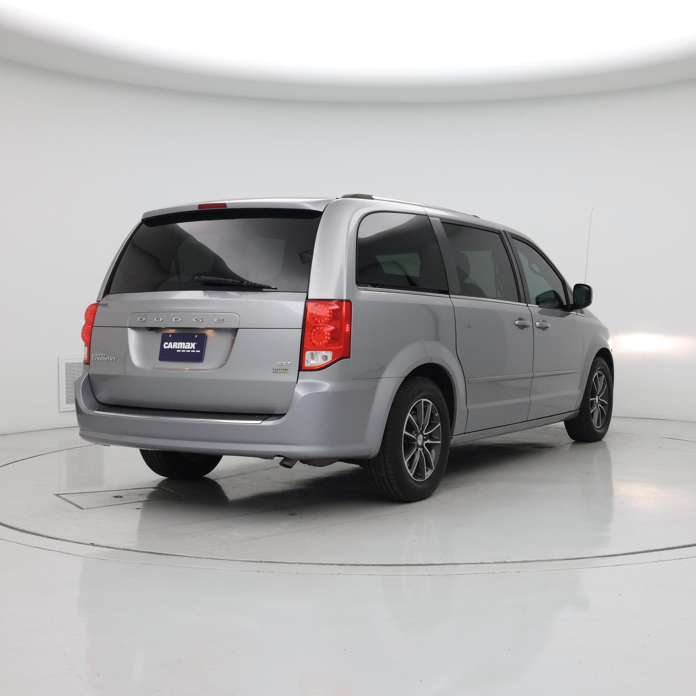Thumbnail: 2017 Dodge Grand Caravan - 8