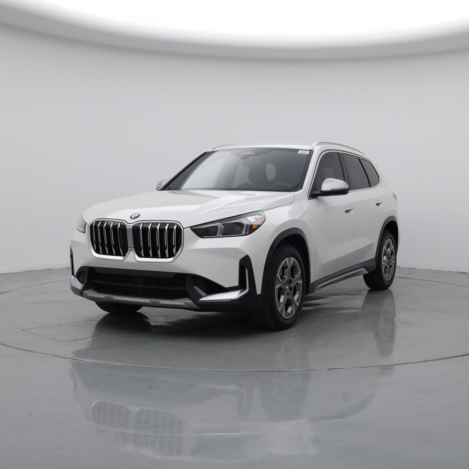 Thumbnail: 2023 BMW X1 - 4