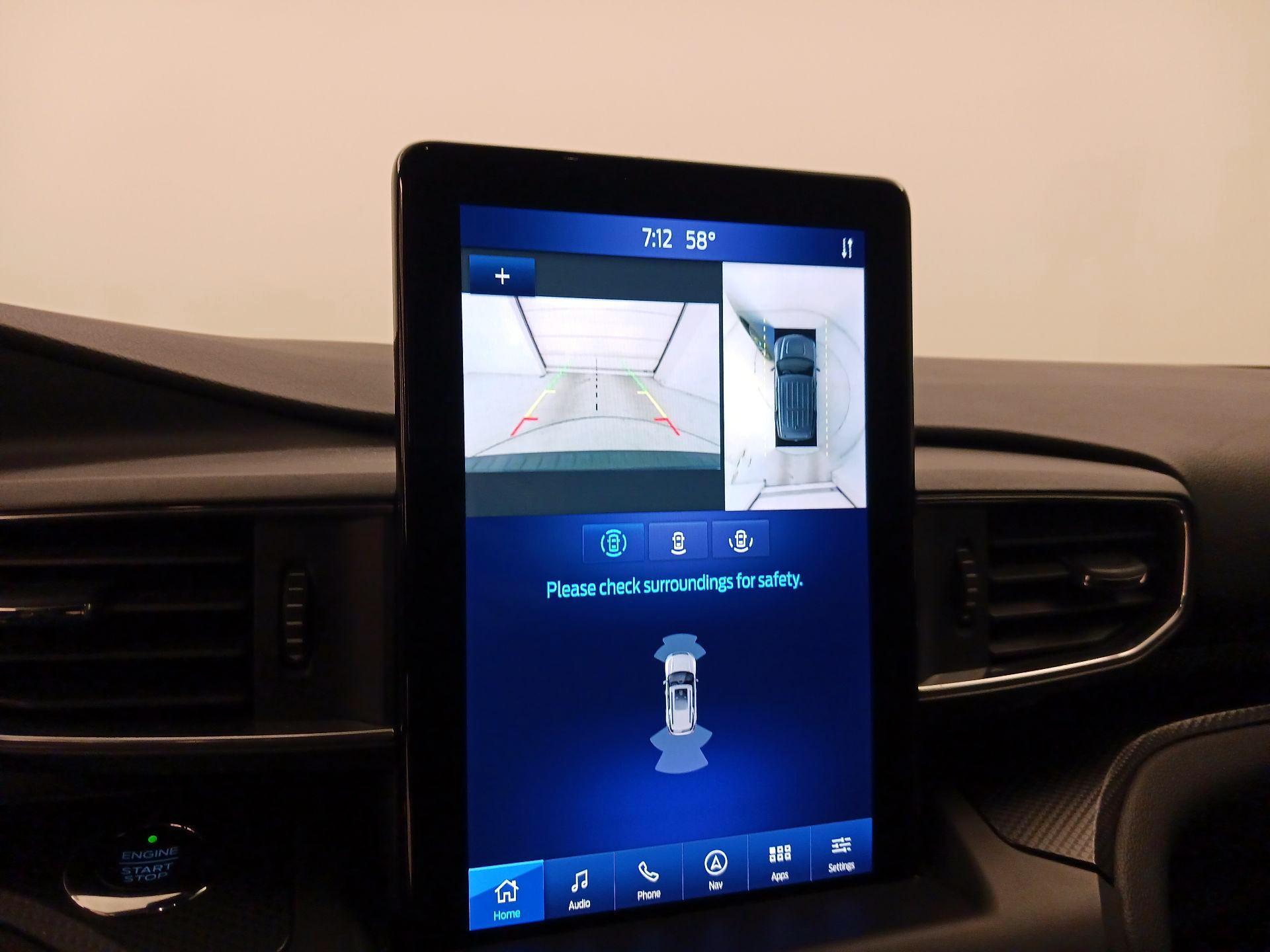 Thumbnail: 2020 Ford Explorer - 15