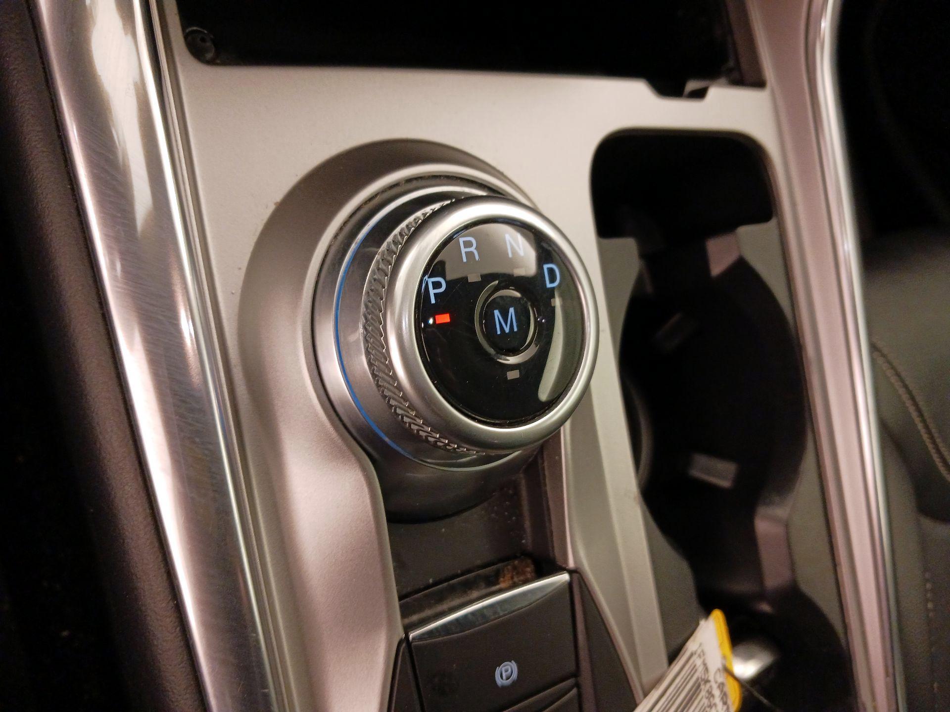 Thumbnail: 2020 Ford Explorer - 18