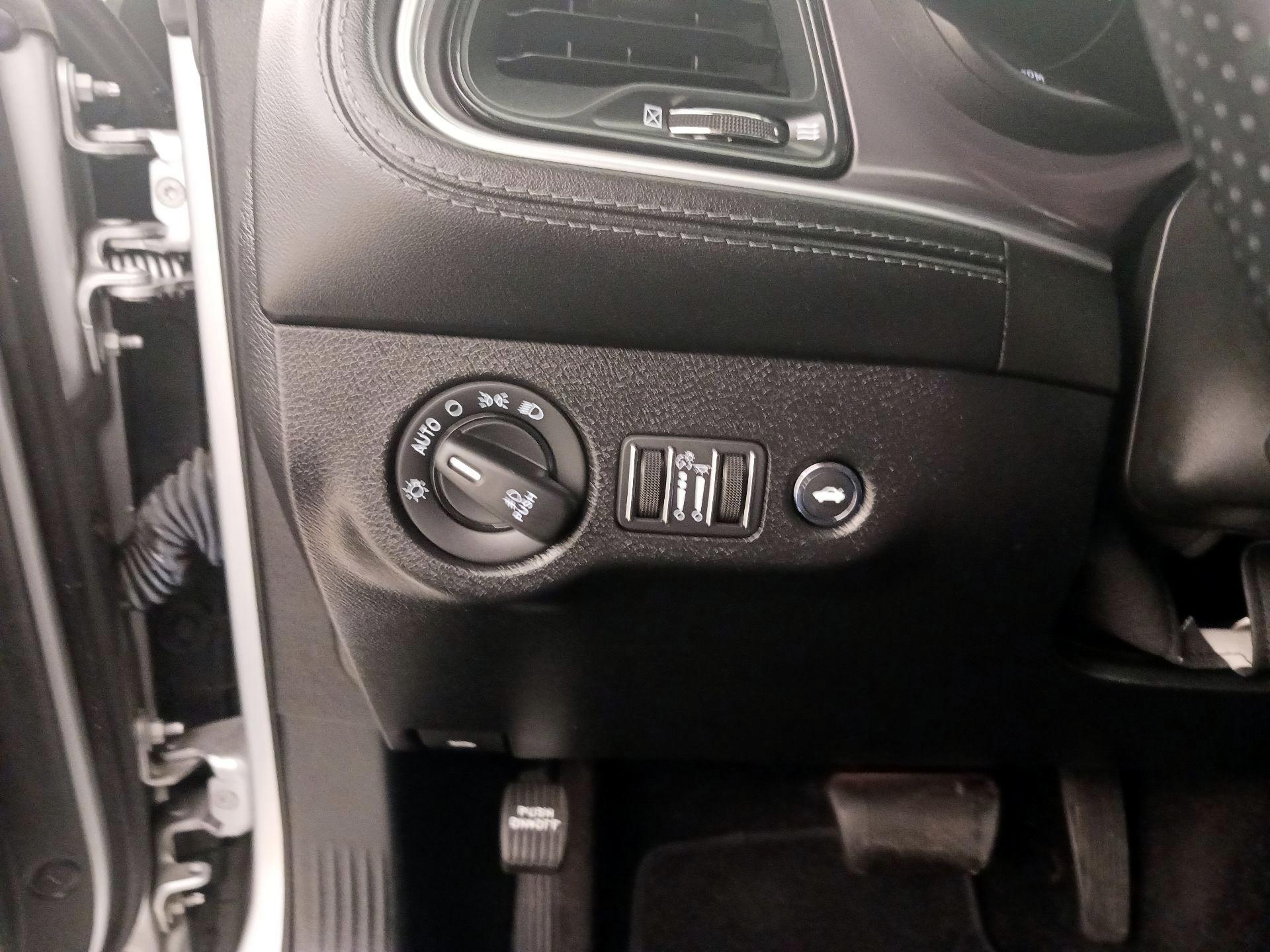 Thumbnail: 2021 Dodge Challenger - 13