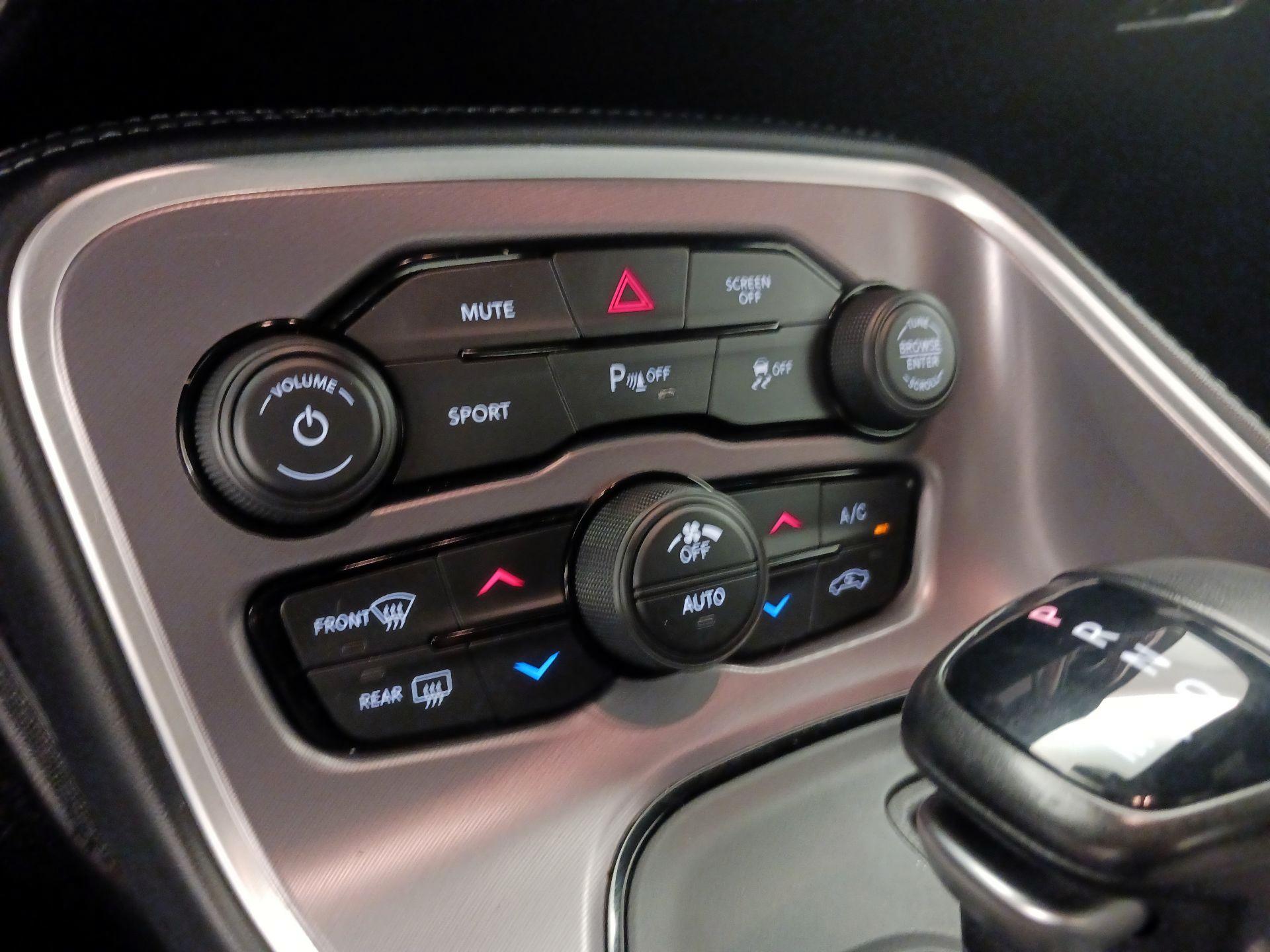 Thumbnail: 2021 Dodge Challenger - 17