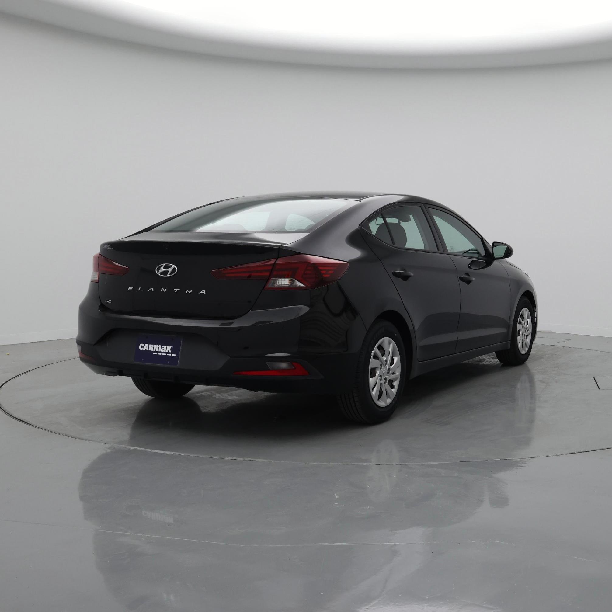 Thumbnail: 2020 Hyundai Elantra - 8