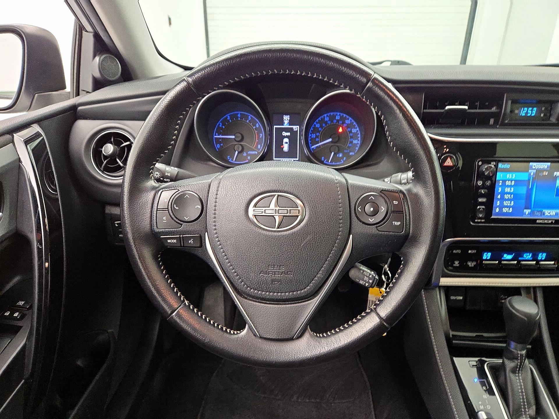 Thumbnail: 2016 Scion iM - 10