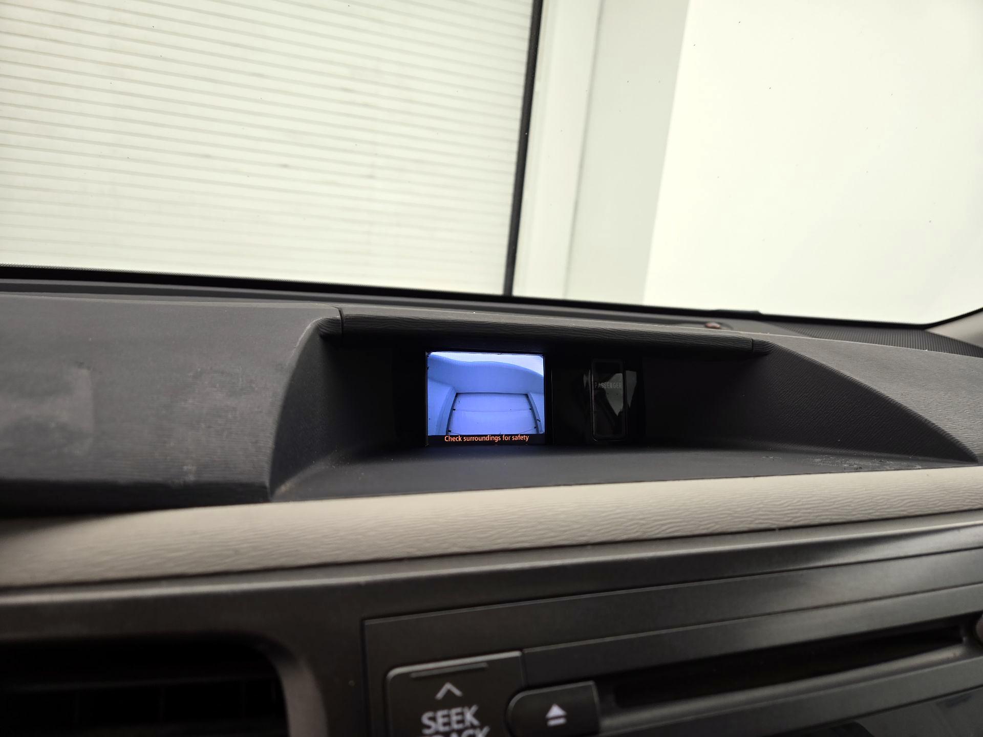 Thumbnail: 2014 Toyota Sienna - 14